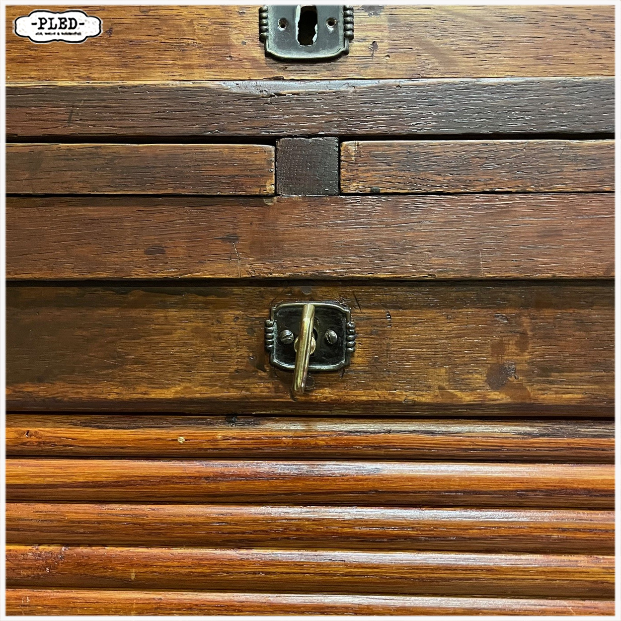 Oude, grote, eikenhouten roldeurkast - Afbeelding 7