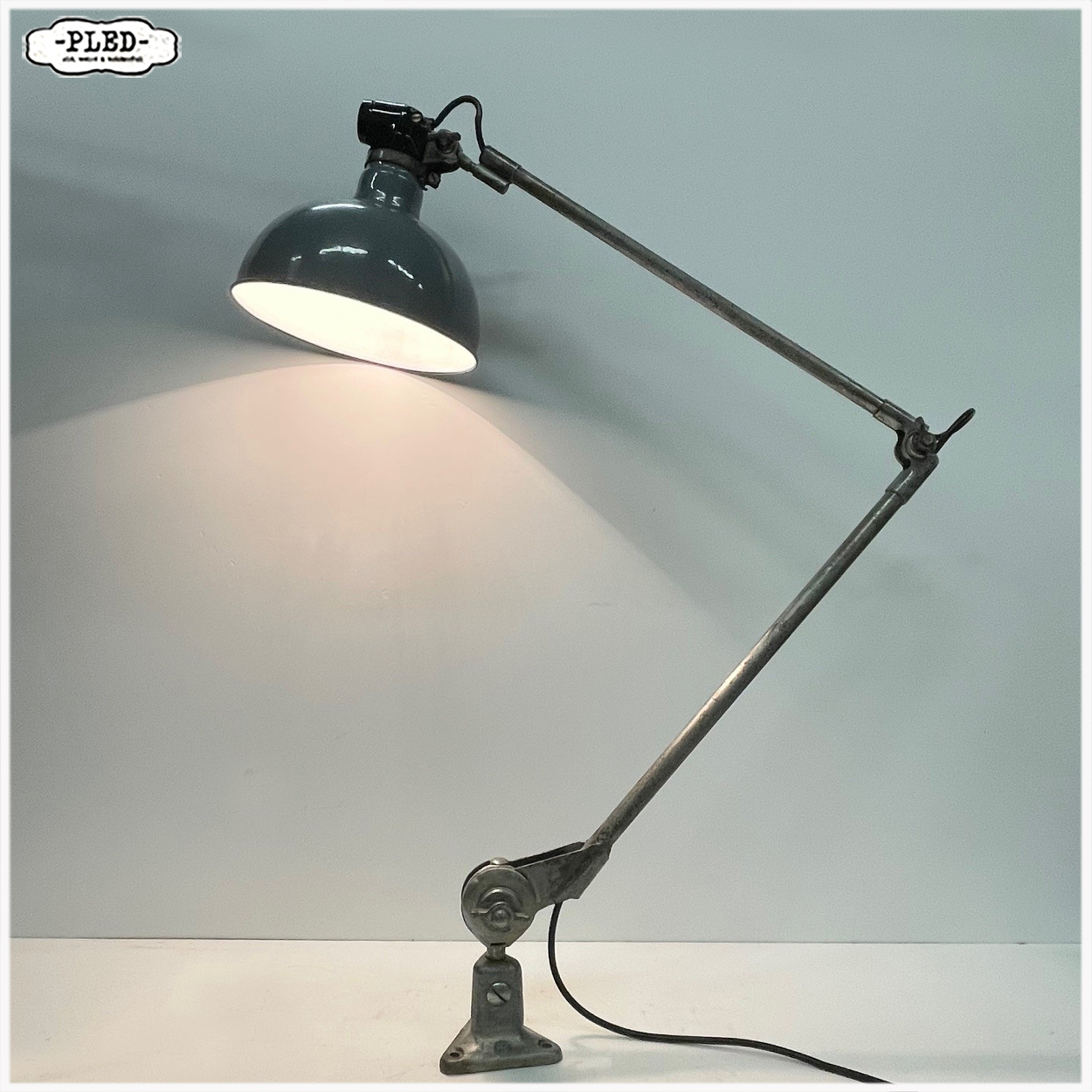 Oude industriële lamp van Ernst Rademacher - Afbeelding 2