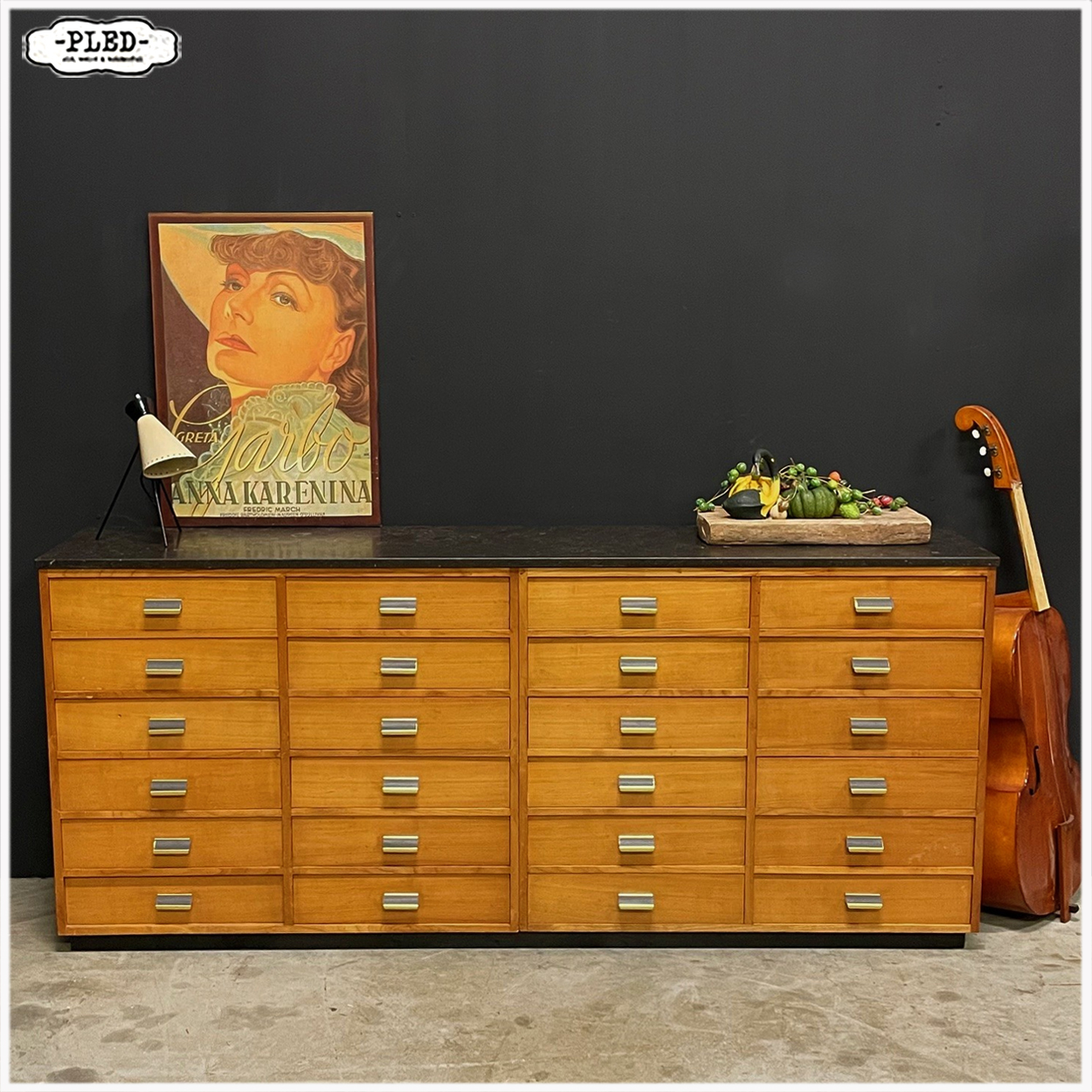 Vintage ladekast met Belgisch hardstenen blad - Afbeelding 2