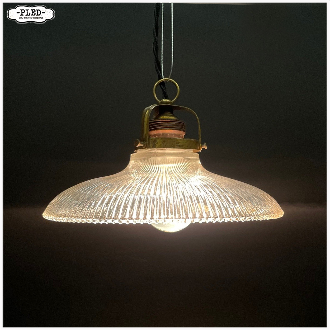 Oude glazen hanglamp, Holophane stijl - Afbeelding 4