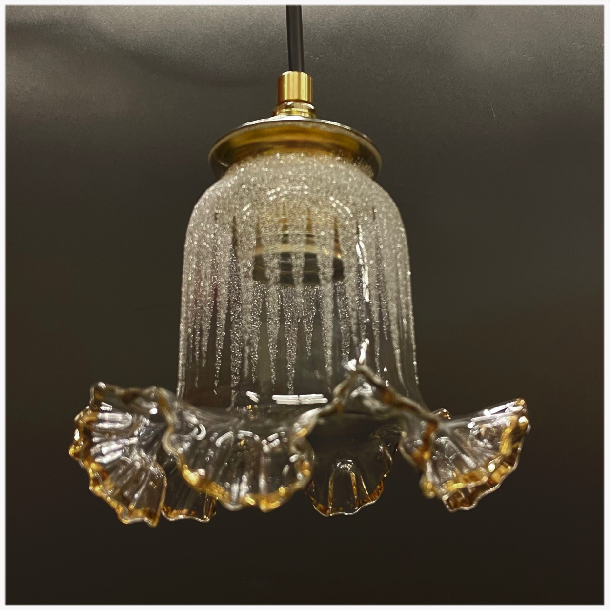 Prachtig glazen hanglampje met messing fitting - Afbeelding 5