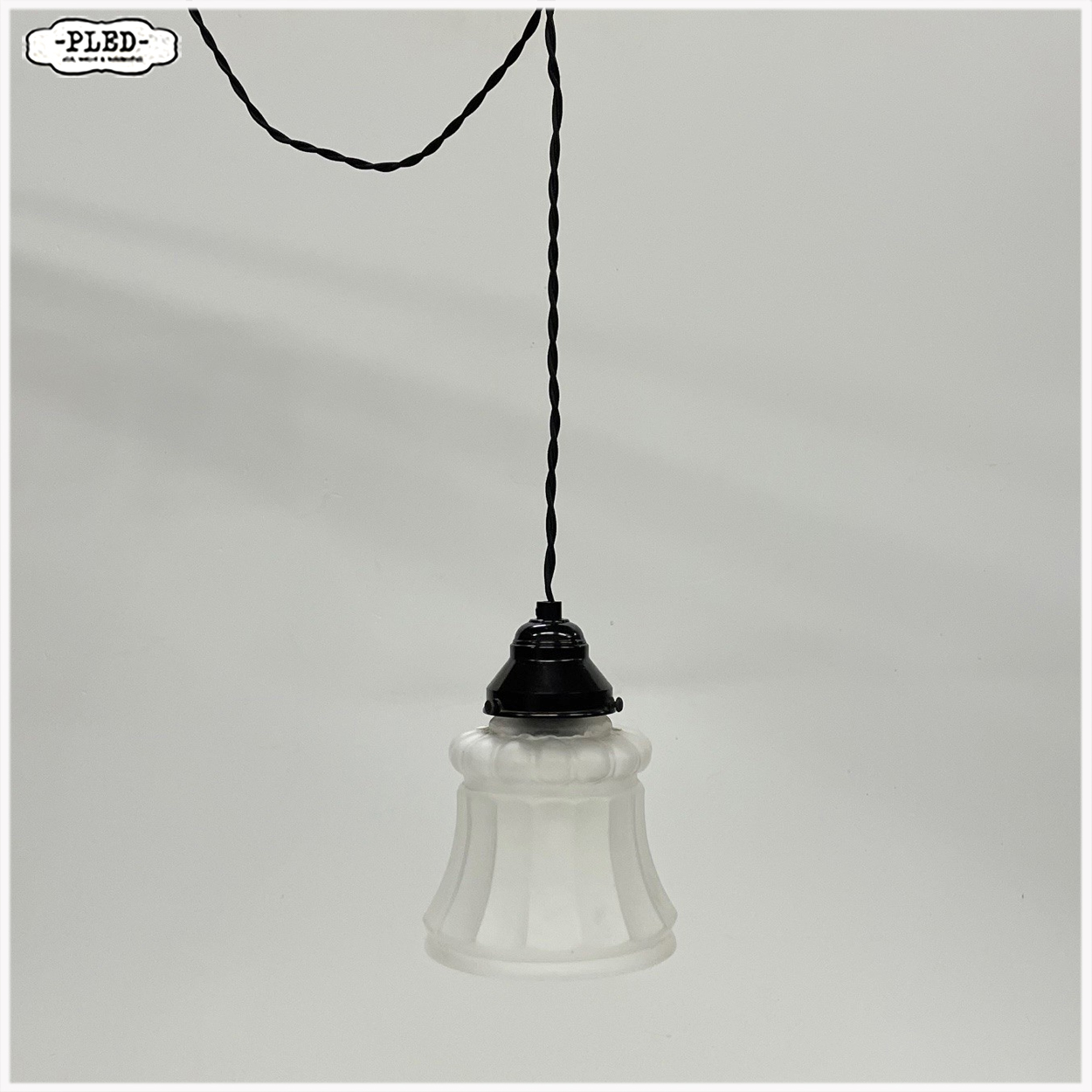 Oud, frosted glass, art deco hanglampje