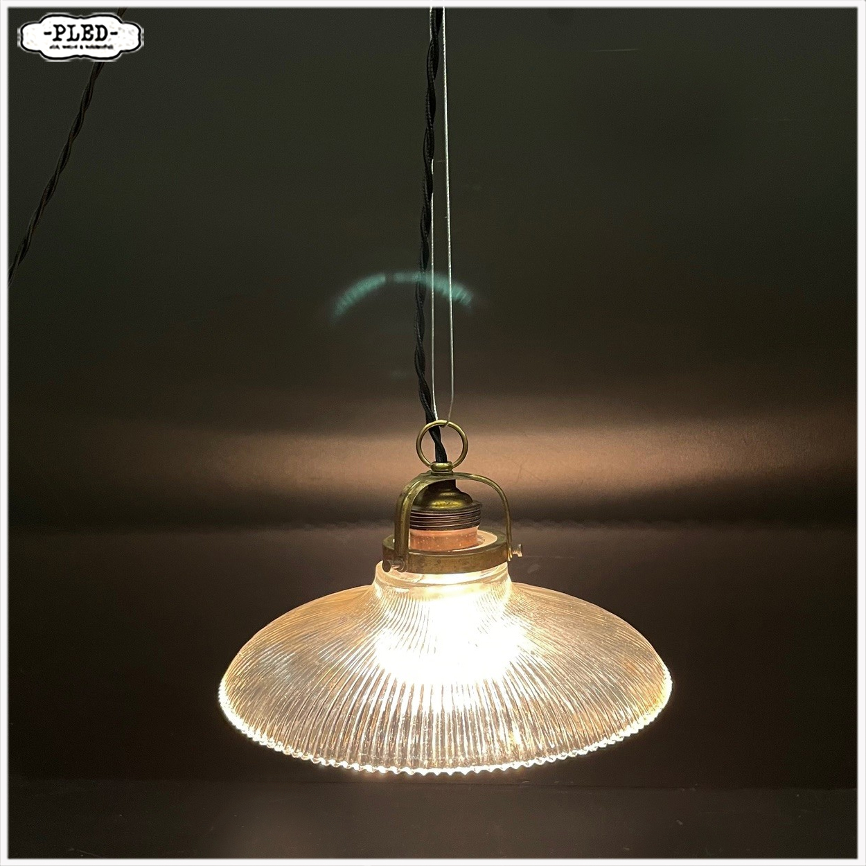 Oude glazen hanglamp, Holophane stijl - Afbeelding 5
