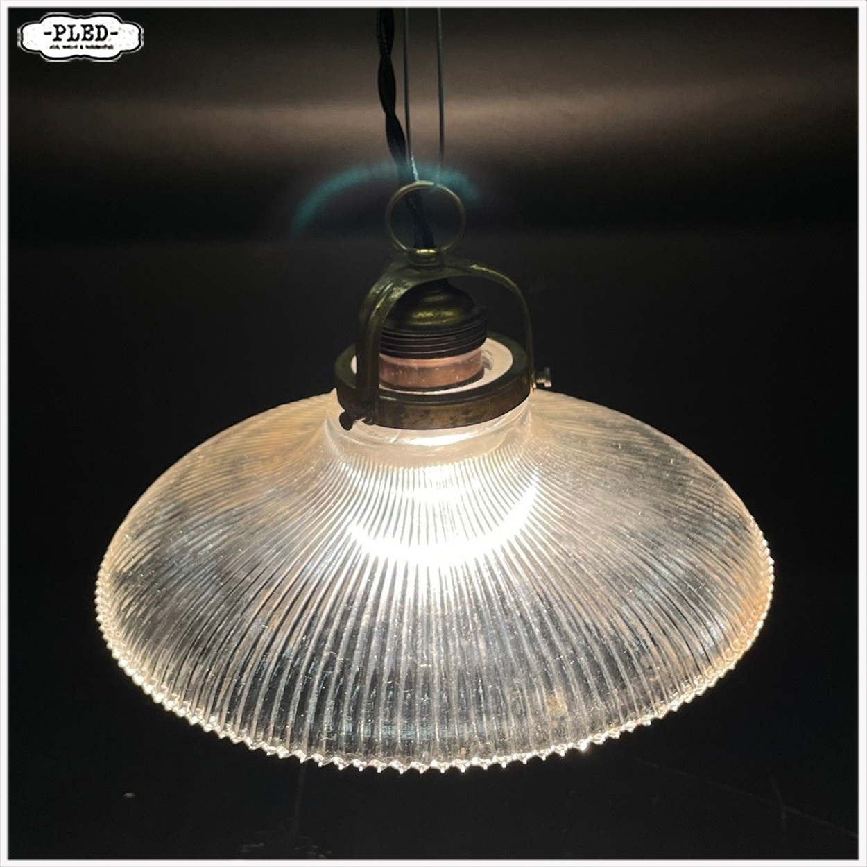 Oude glazen hanglamp, Holophane stijl - Afbeelding 8