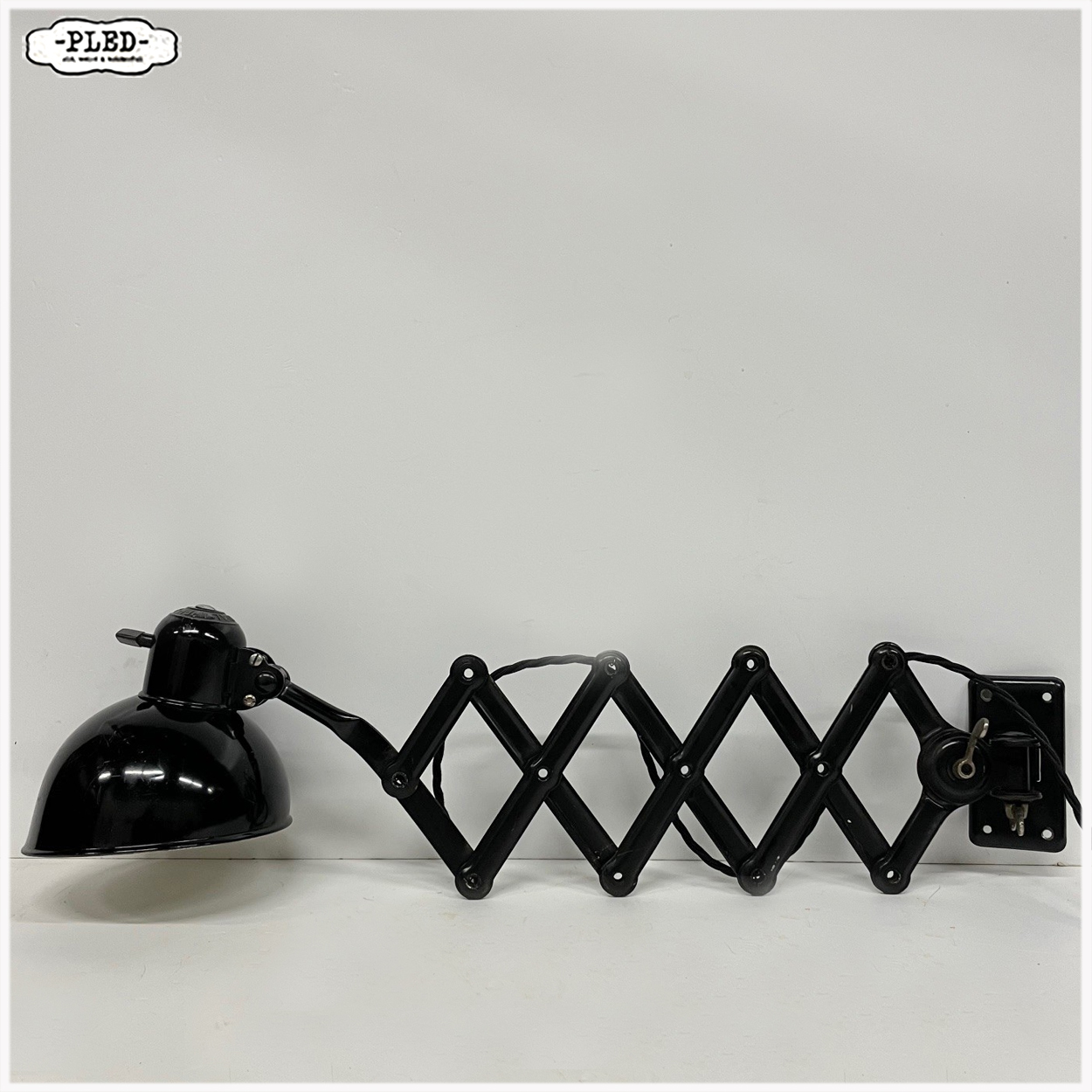 Oude, sleetse, Kaiser iDell schaarlamp, Christian Dell