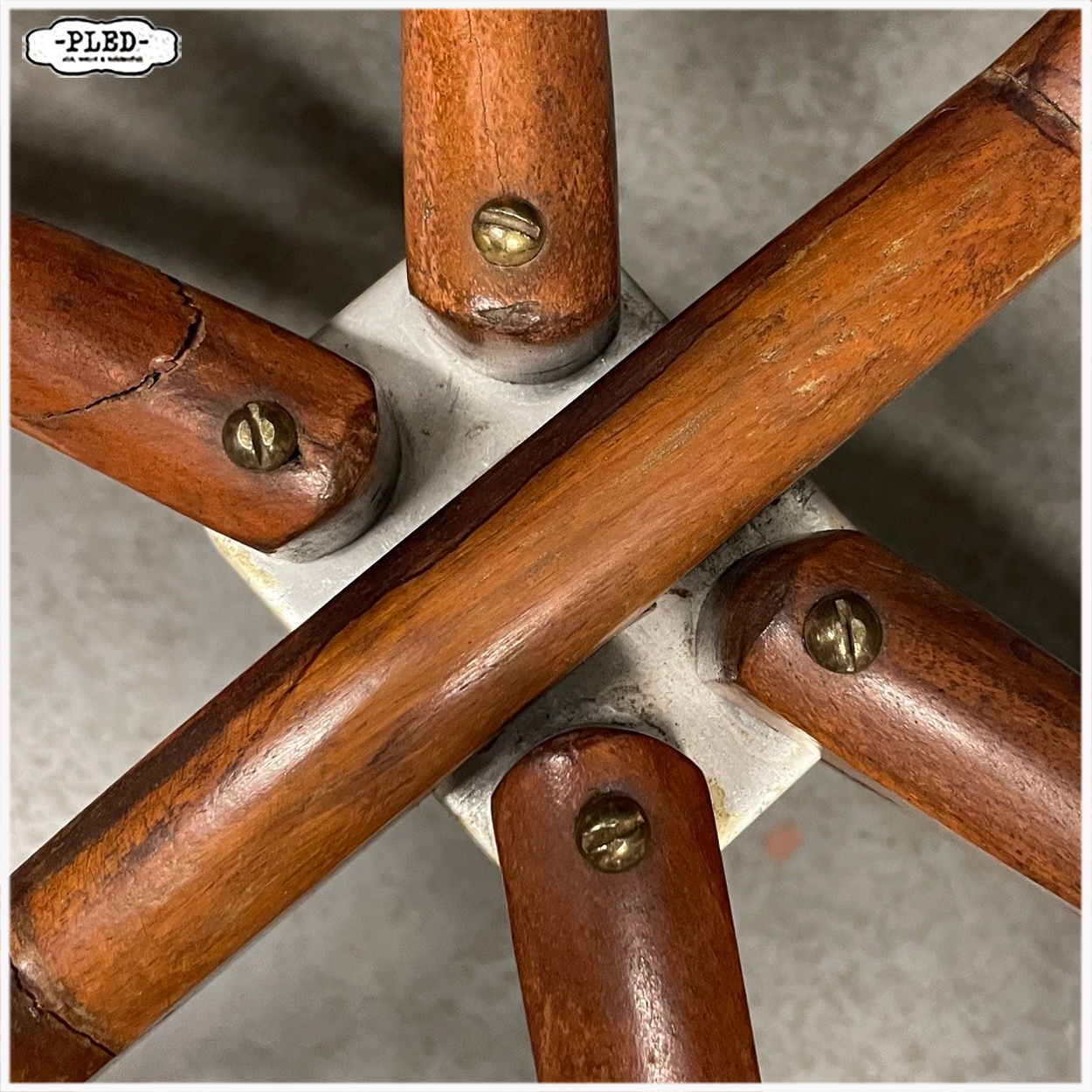 Italiaanse Mid-century 'Spinnenpoot' salontafel met marmeren blad - Afbeelding 10