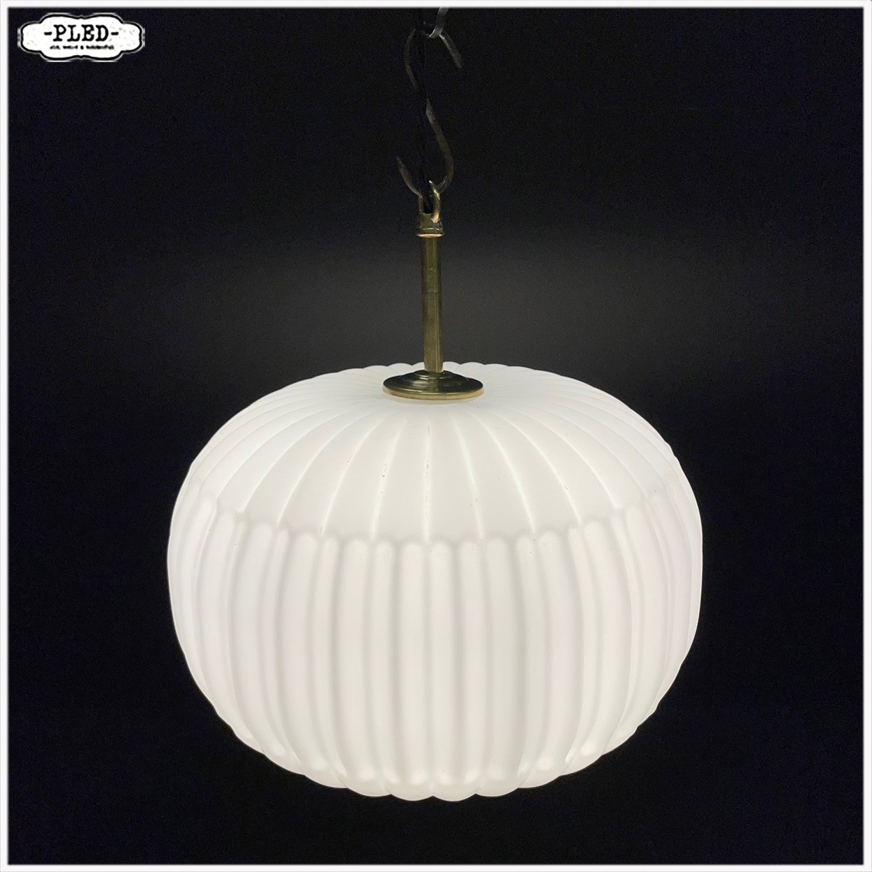 Vintage pompoenvormige opaal glazen pendellamp, Bohemen 1960s - Afbeelding 3