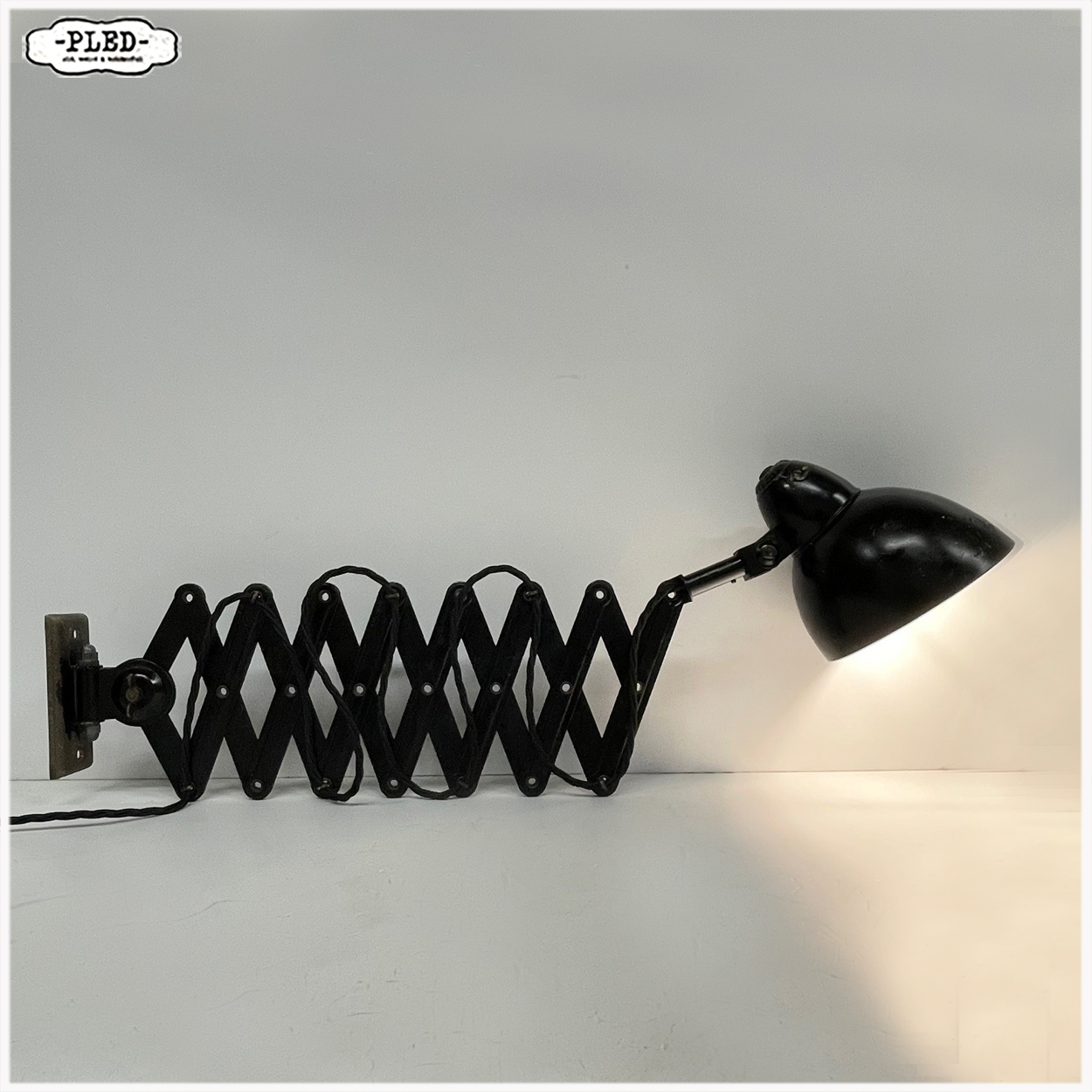 Oude, vooroorlogse schaarlamp van Böhme und Hennen, Bauhaus - Afbeelding 2