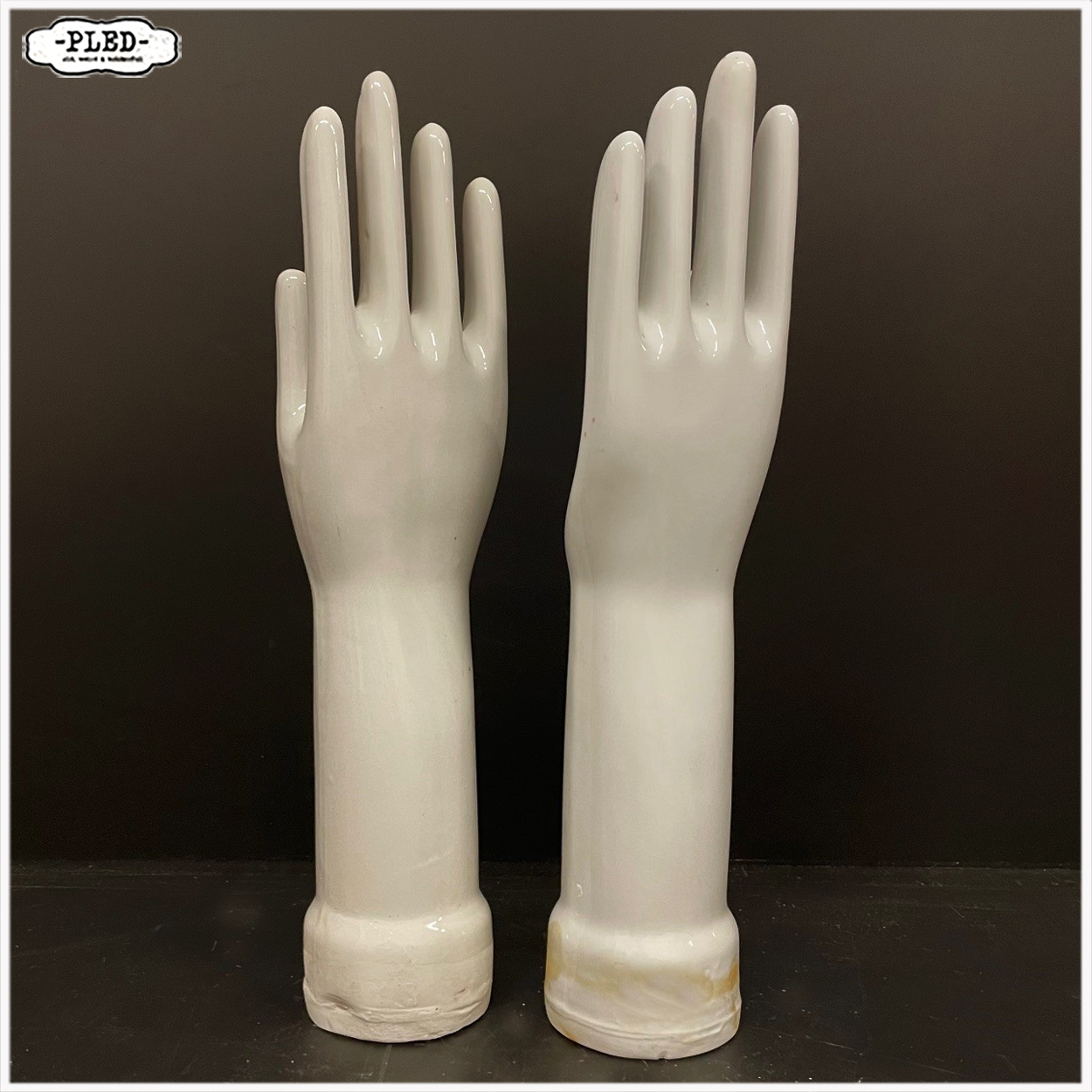 Oude wit porseleinen handschoenmallen - Afbeelding 3