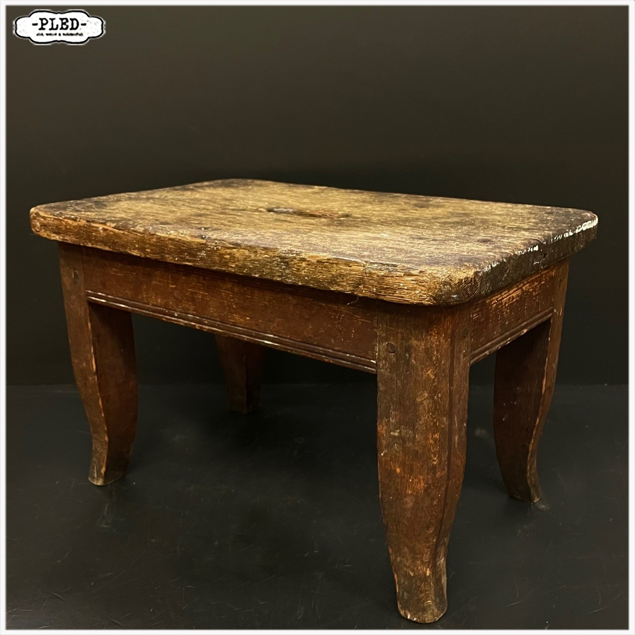 Antiek, Duits voetenbankje - Afbeelding 2