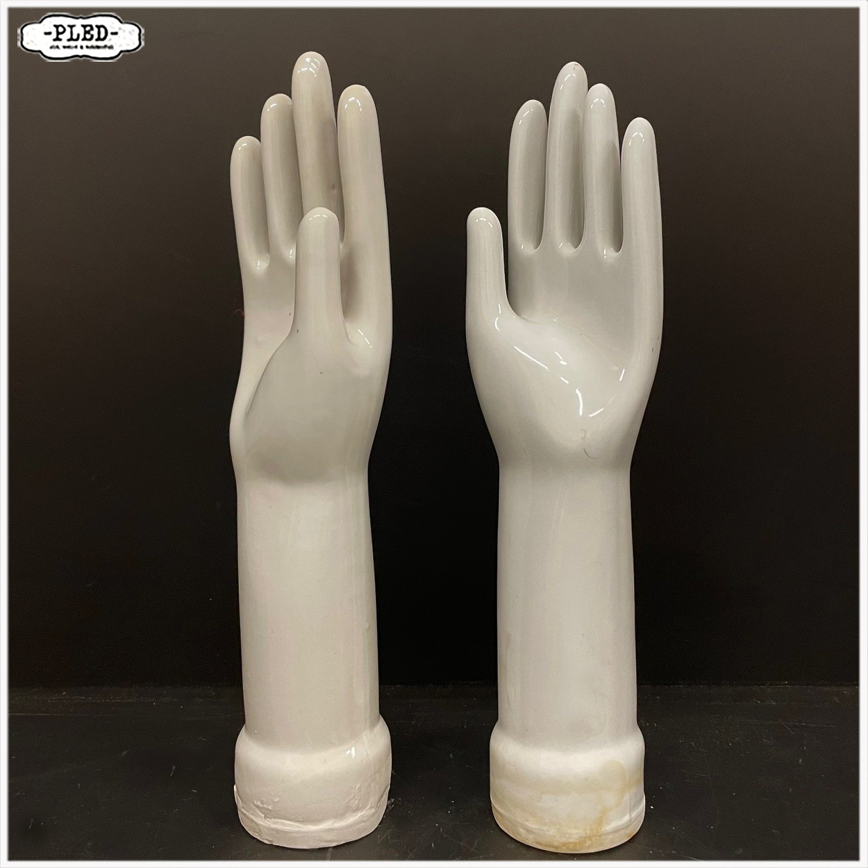 Oude wit porseleinen handschoenmallen - Afbeelding 2