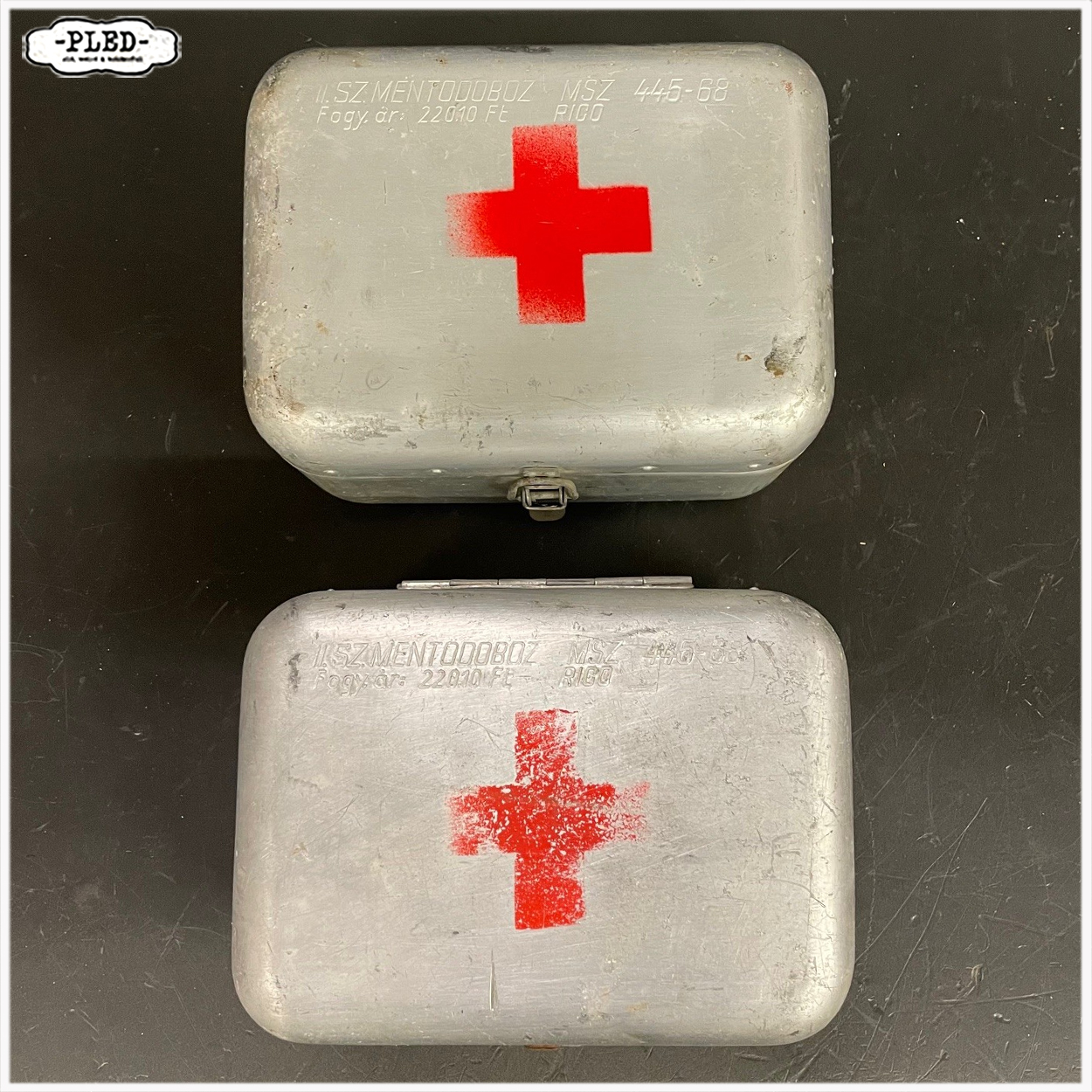 Oude, aluminium EHBO trommel - Afbeelding 5