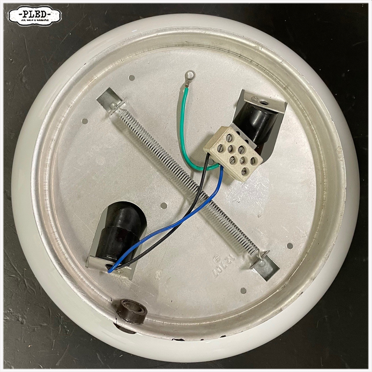 Stijlvolle opaalglazen plafonnière uit Tsjechoslowakije (jaren 70) - Afbeelding 8