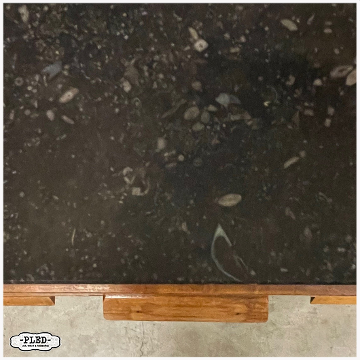 Oude eikenhouten apothekerskast met hardstenen blad - Afbeelding 8