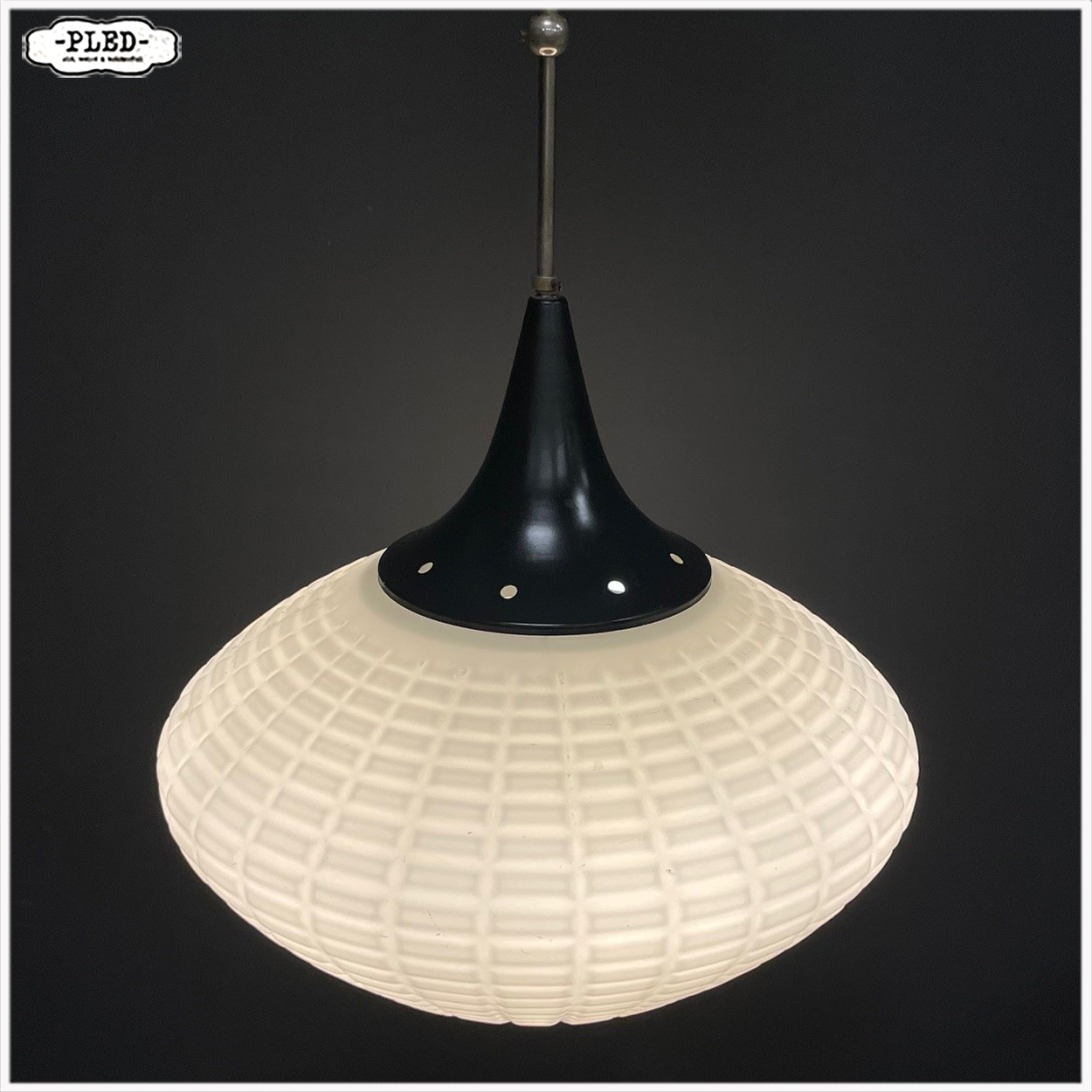 Diamantvormige vintage opaalglazen pendellamp, Bohemen, sixties - Afbeelding 7