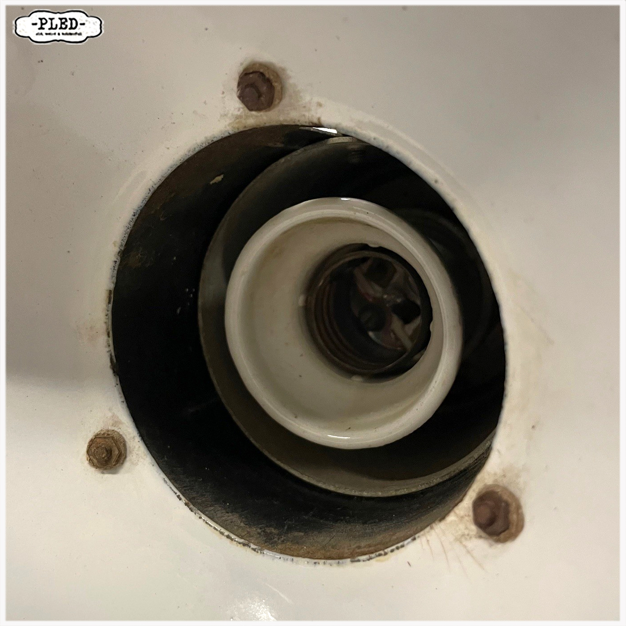 Industriele werkplaatslamp met geëmailleerde kap - Afbeelding 8