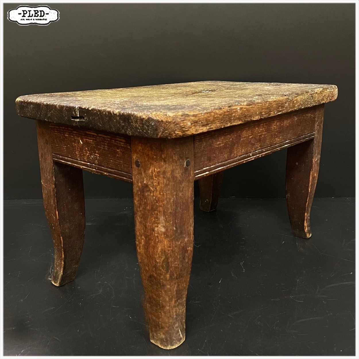 Antiek, Duits voetenbankje - Afbeelding 4