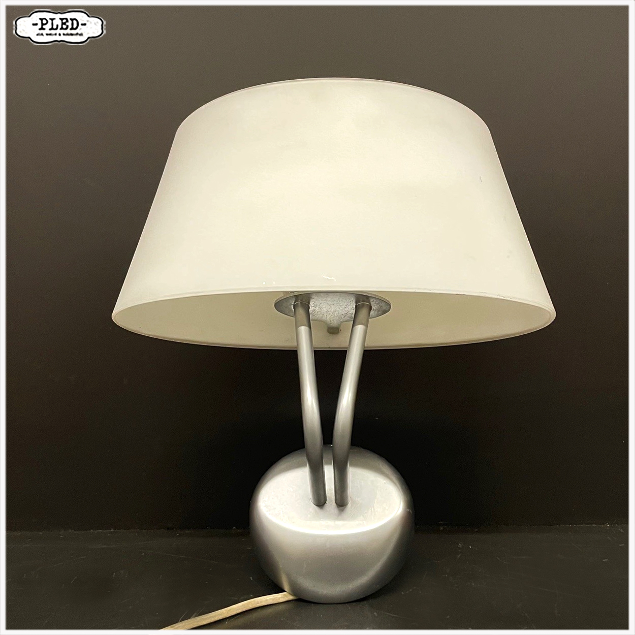 Vintage Foscarini Vitt wandlamp, mat glas en metaal - Afbeelding 2