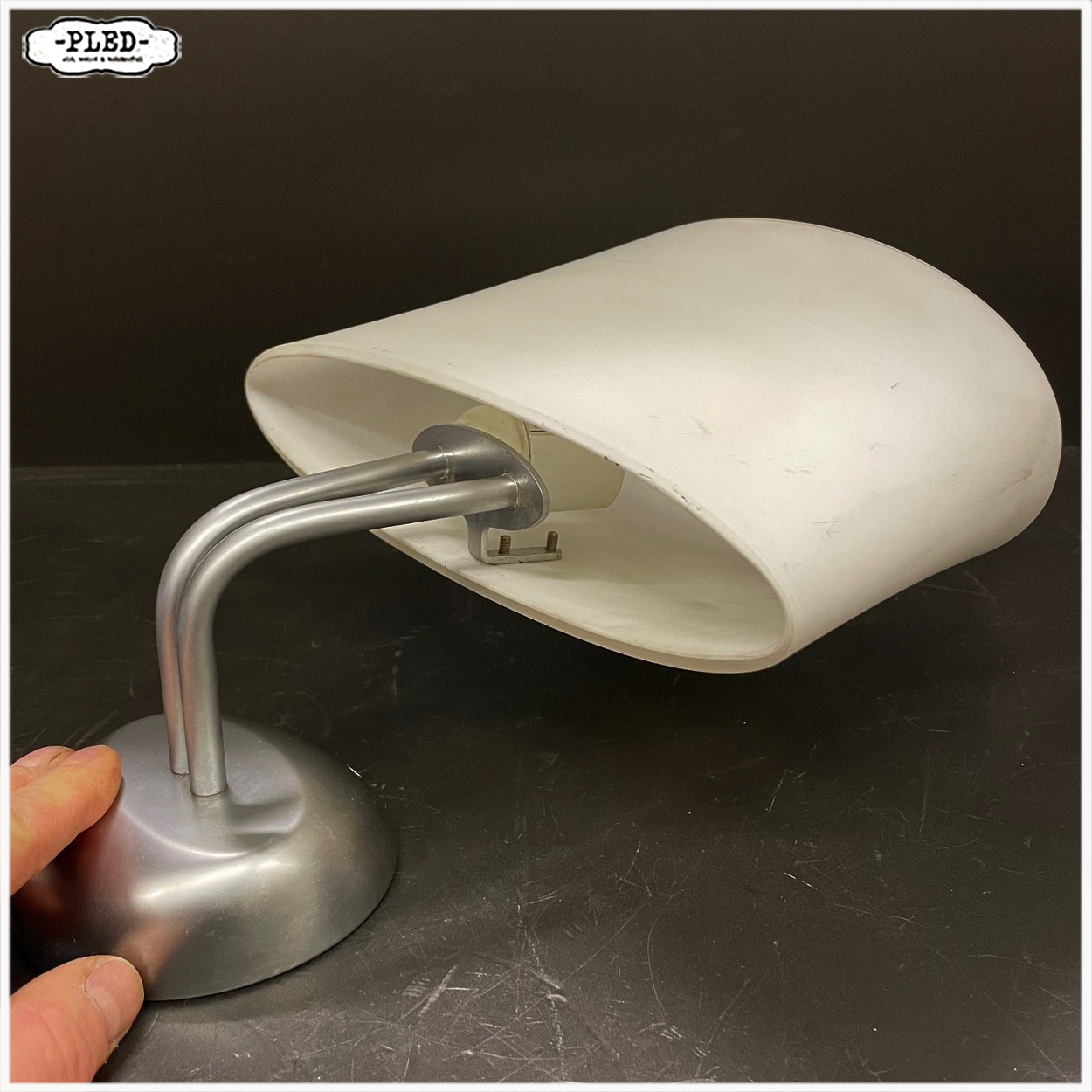 Vintage Foscarini Vitt wandlamp, mat glas en metaal - Afbeelding 4