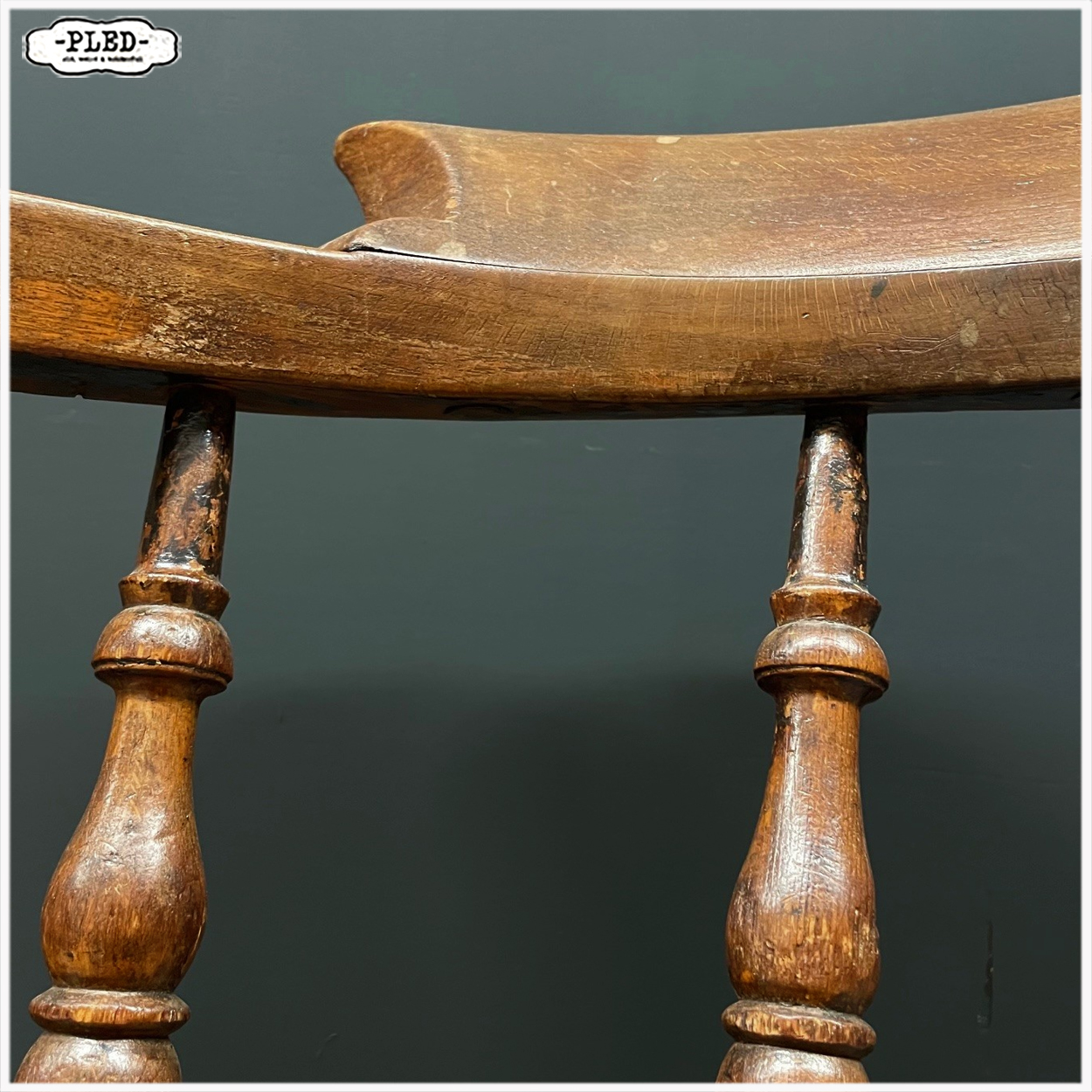 Antieke Engelse captain chair - Afbeelding 13