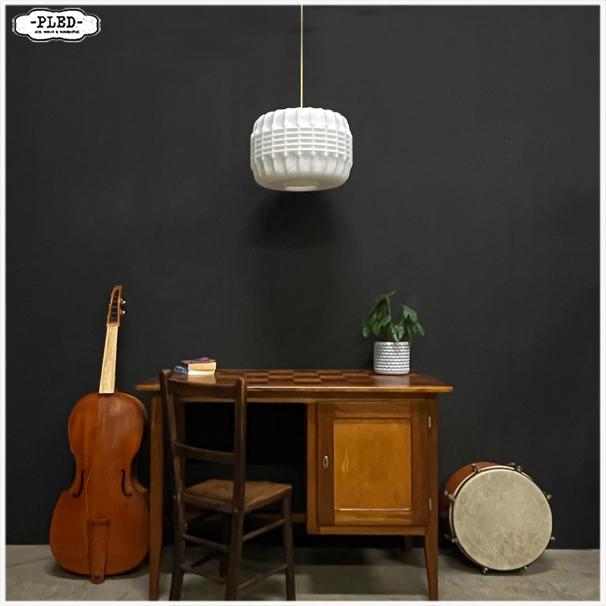 Prachtige, grote opaline pendellamp, Bohemen 1960s - Afbeelding 10