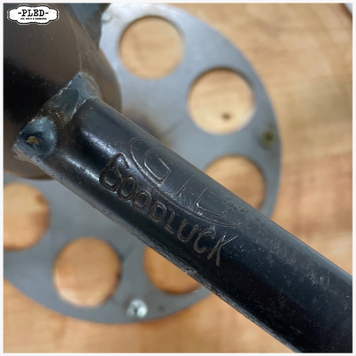 Robuuste (bar)krukken met draaispindel - Afbeelding 9