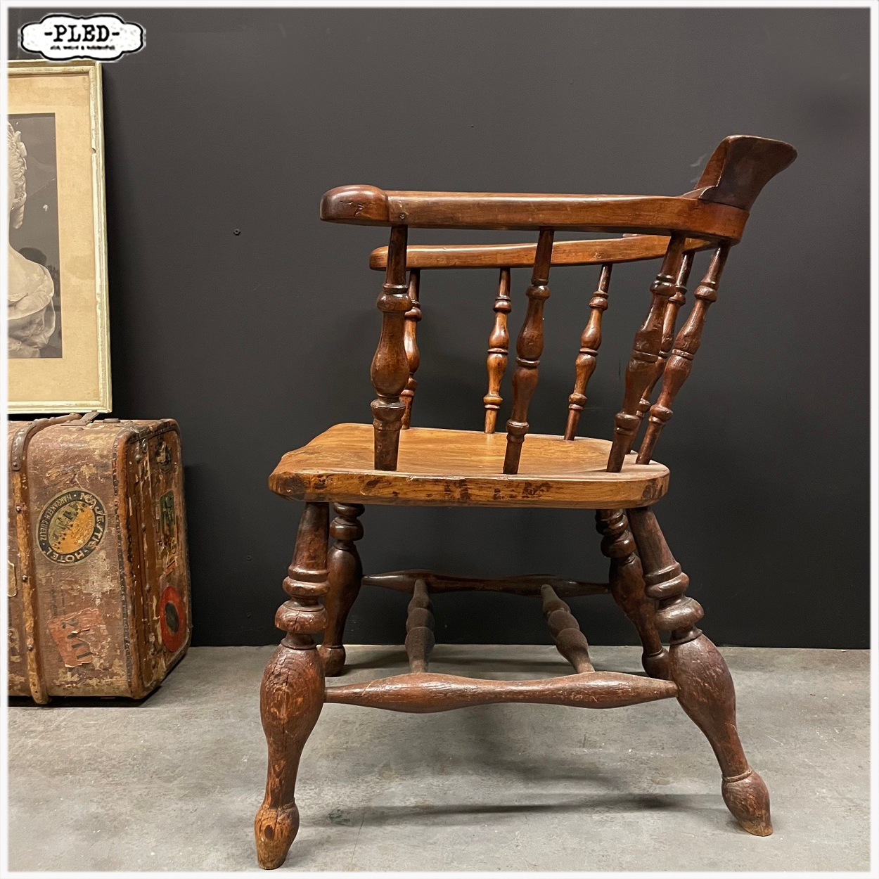 Antieke Engelse captain chair - Afbeelding 7