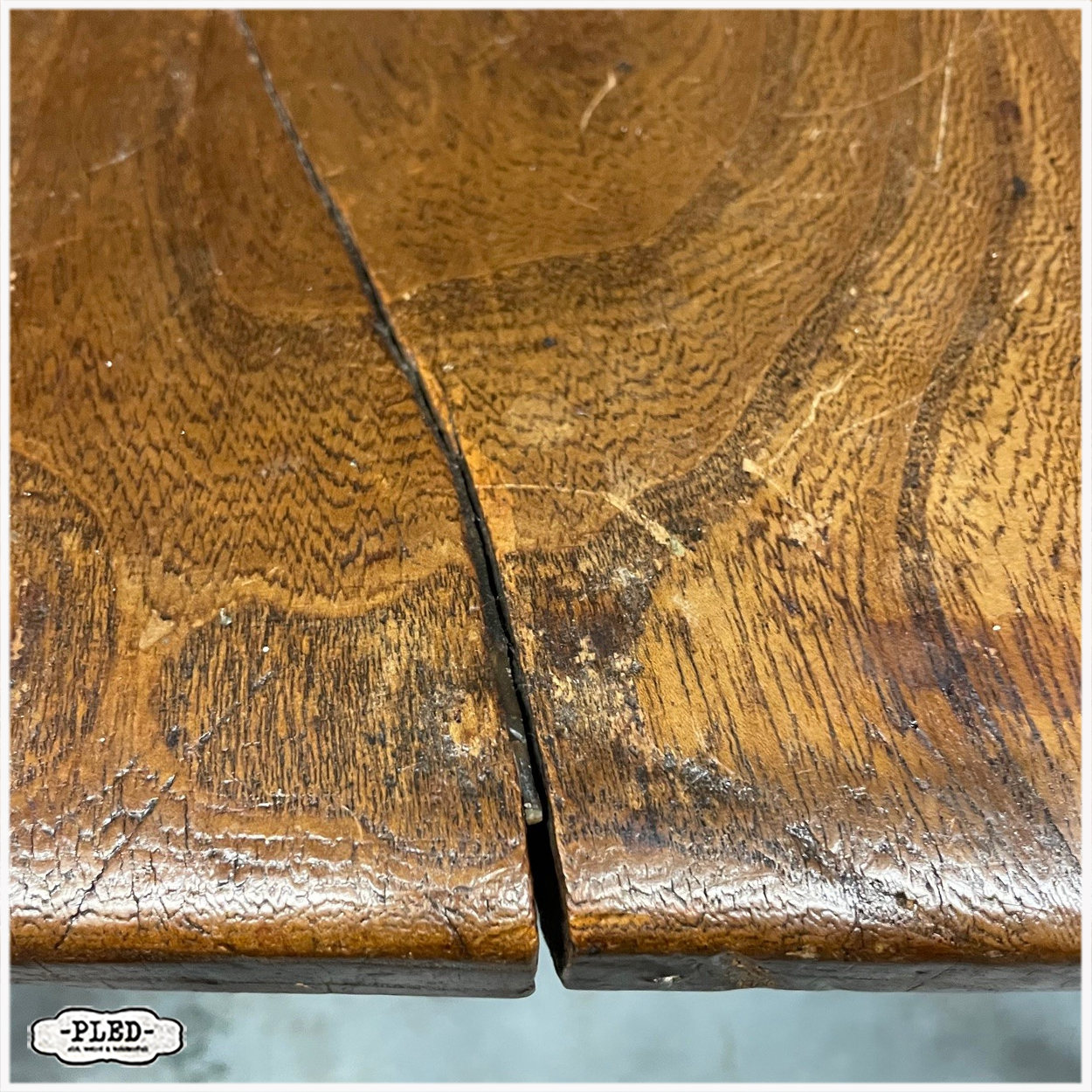 Antieke Engelse captain chair - Afbeelding 8