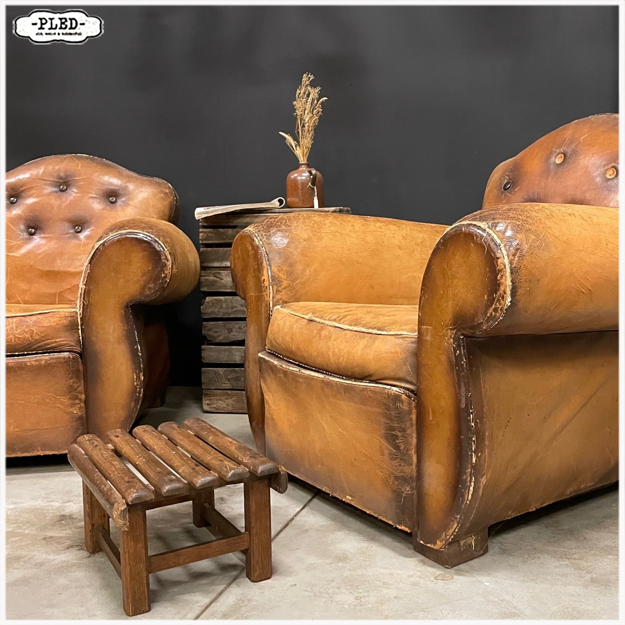 Oud houten voetenbankje / opstapje