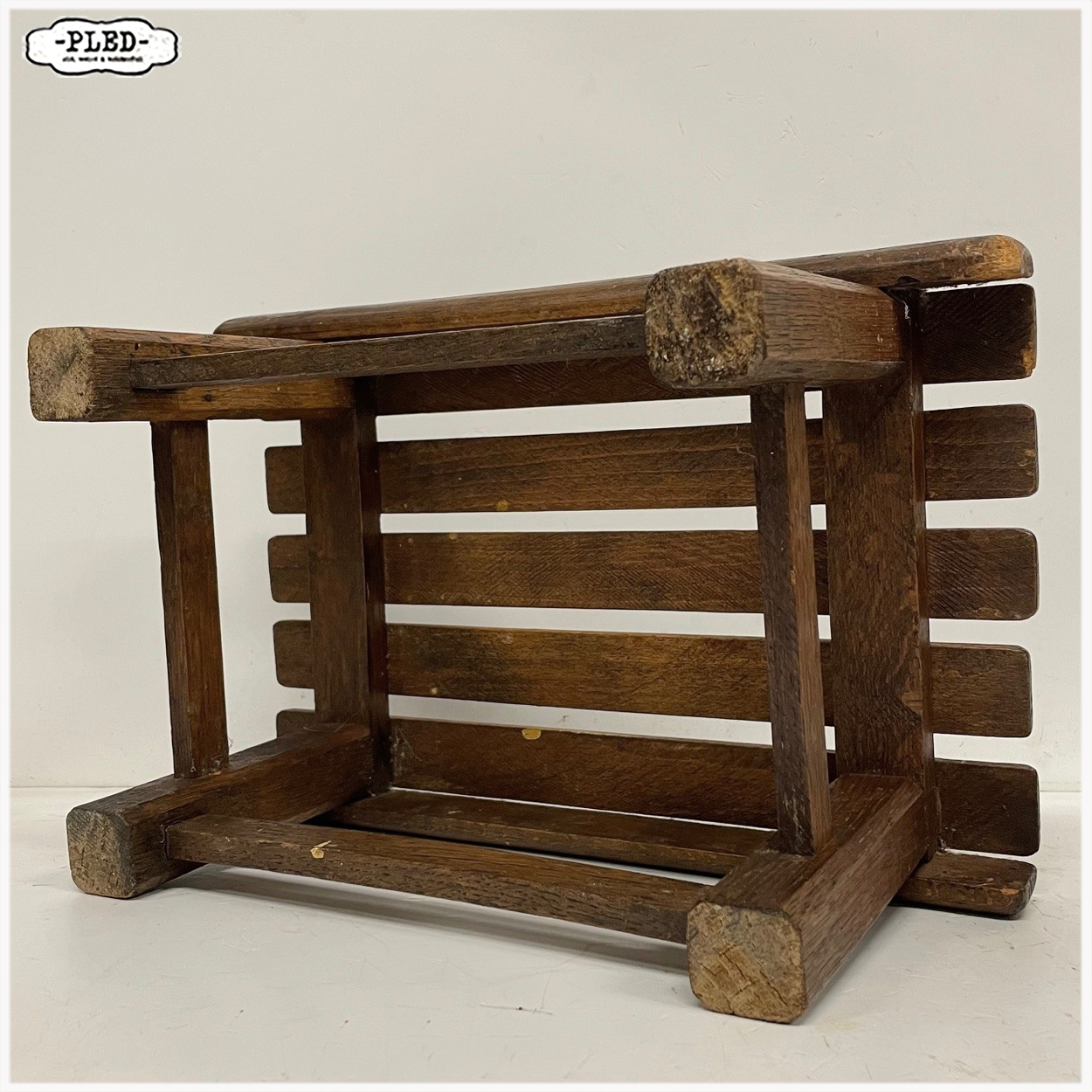 Oud houten voetenbankje / opstapje - Afbeelding 10