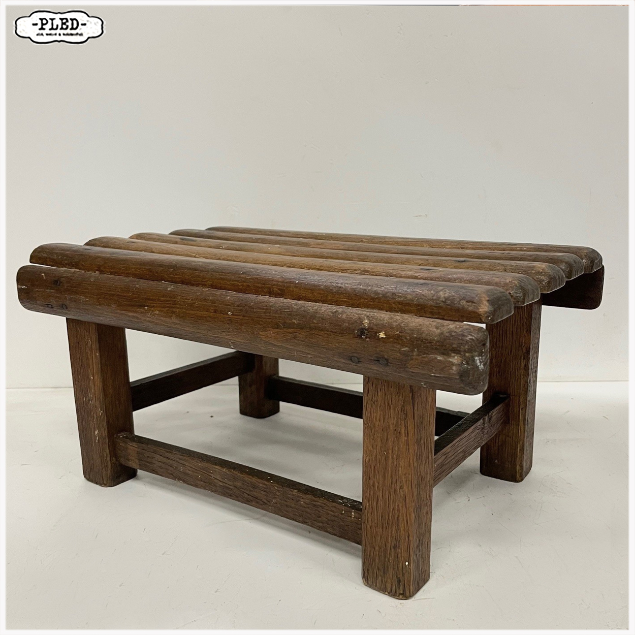 Oud houten voetenbankje / opstapje - Afbeelding 4