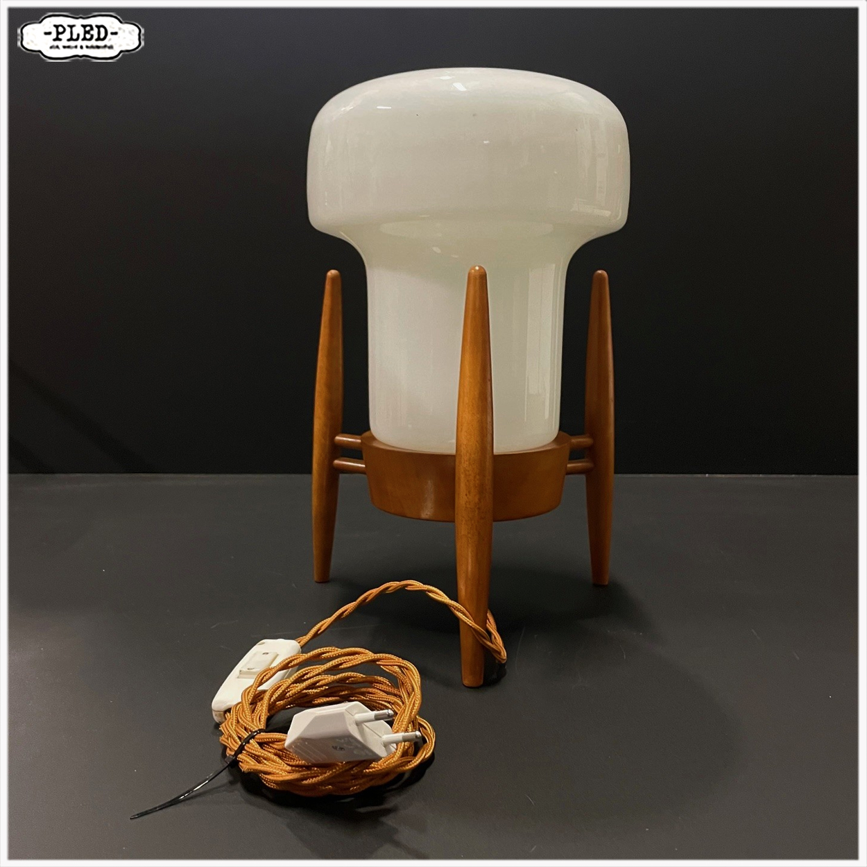 Opaline tafellamp, Mushroom, ÚLUV, Tsjechoslowakije, 1960s - Afbeelding 10