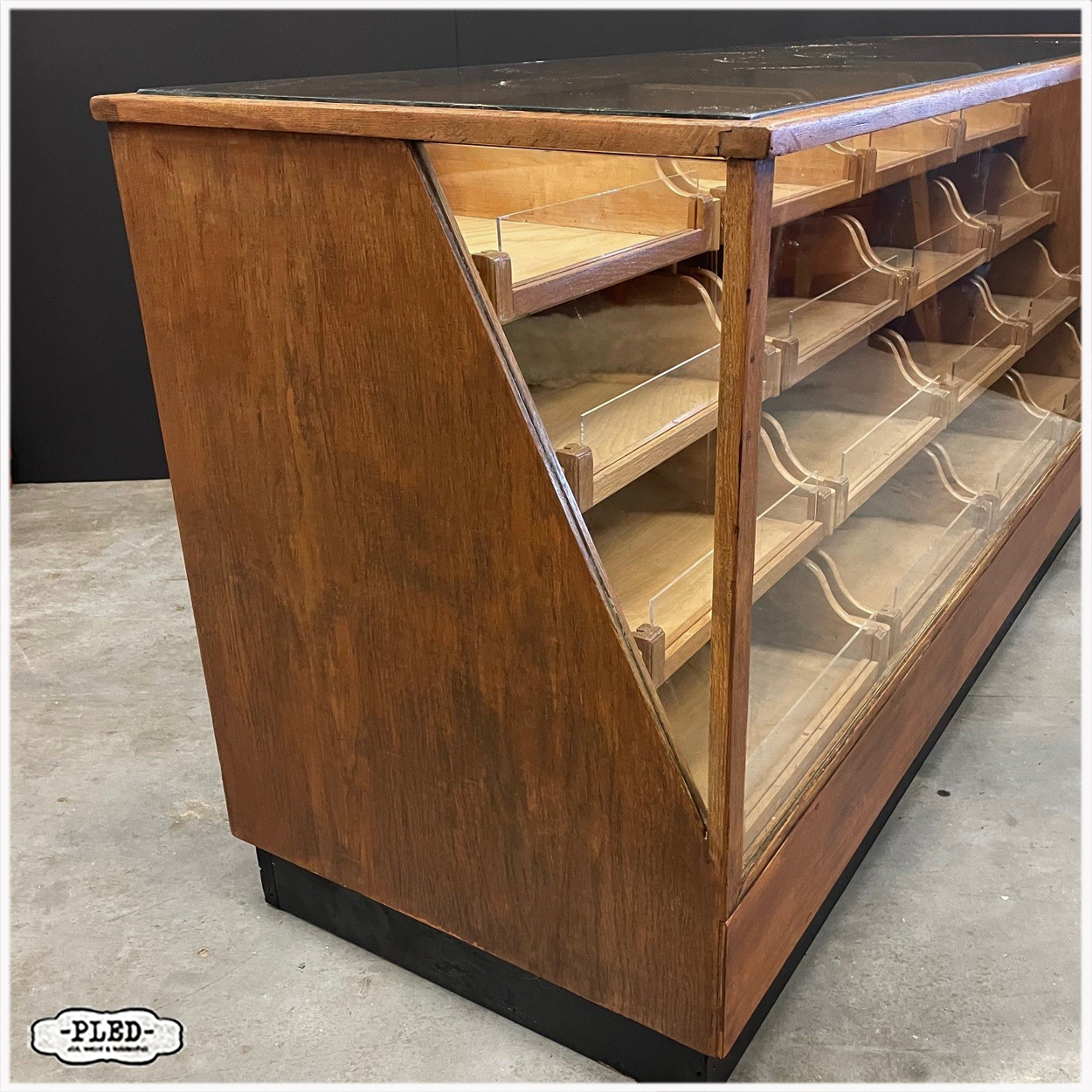 Vintage toonbank met 20 lades, B168,5 cm - Afbeelding 9