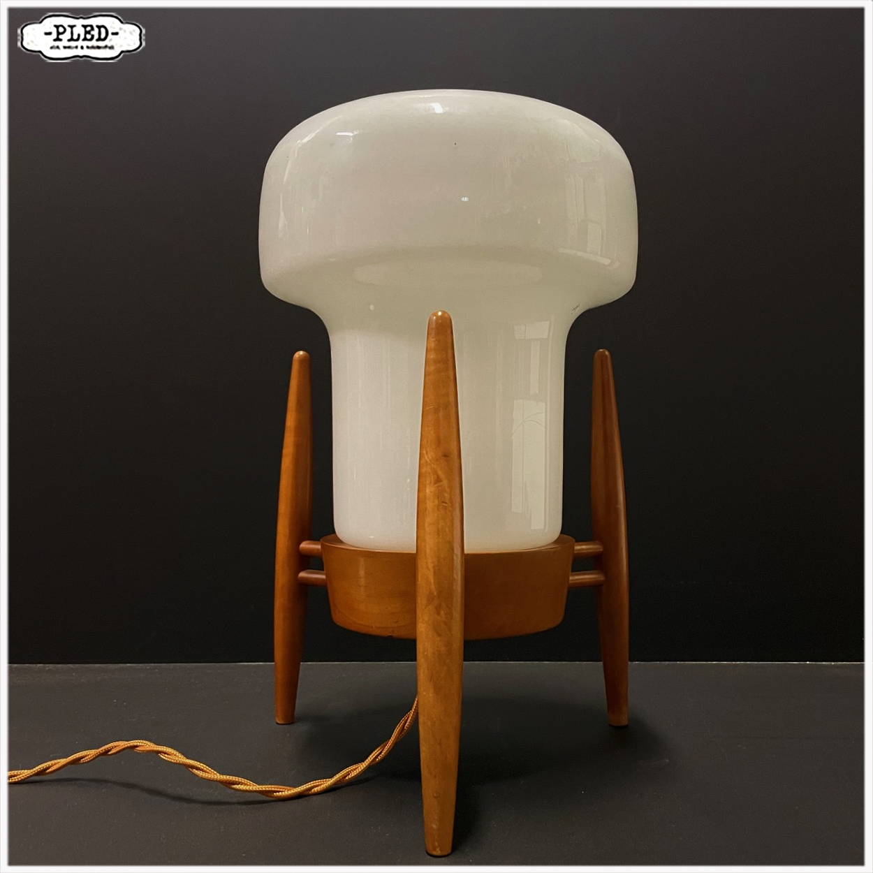 Opaline tafellamp, Mushroom, ÚLUV, Tsjechoslowakije, 1960s - Afbeelding 2