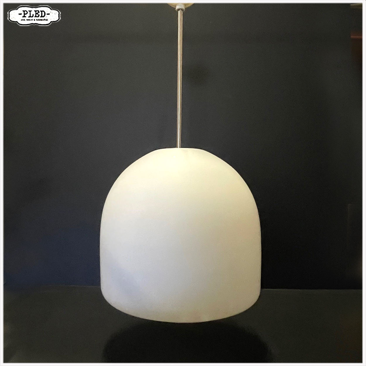 Grote opaline pendellampen, Tsjechië, jaren 70 - Afbeelding 2