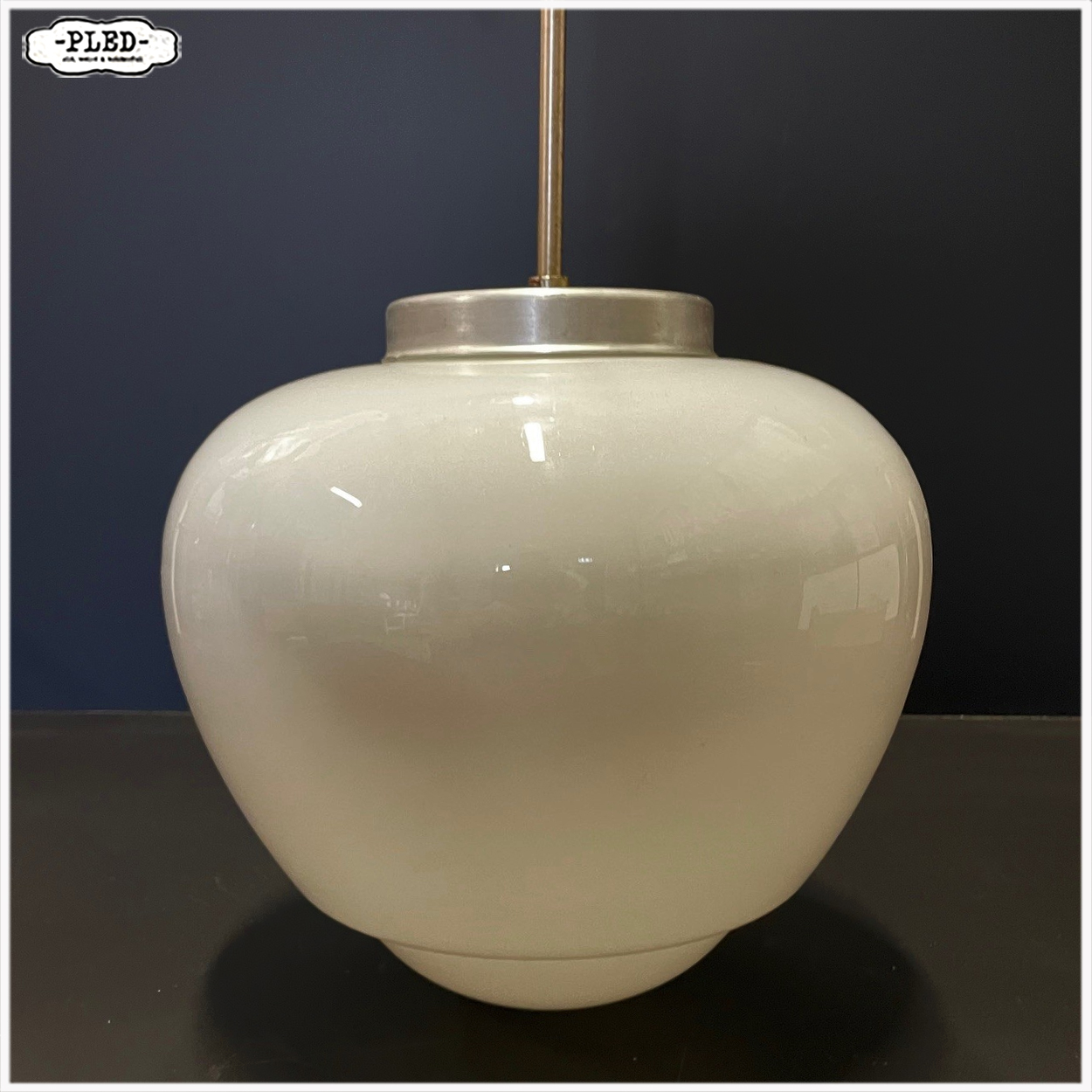 art deco opaline plafondlamp (groot) - Afbeelding 4