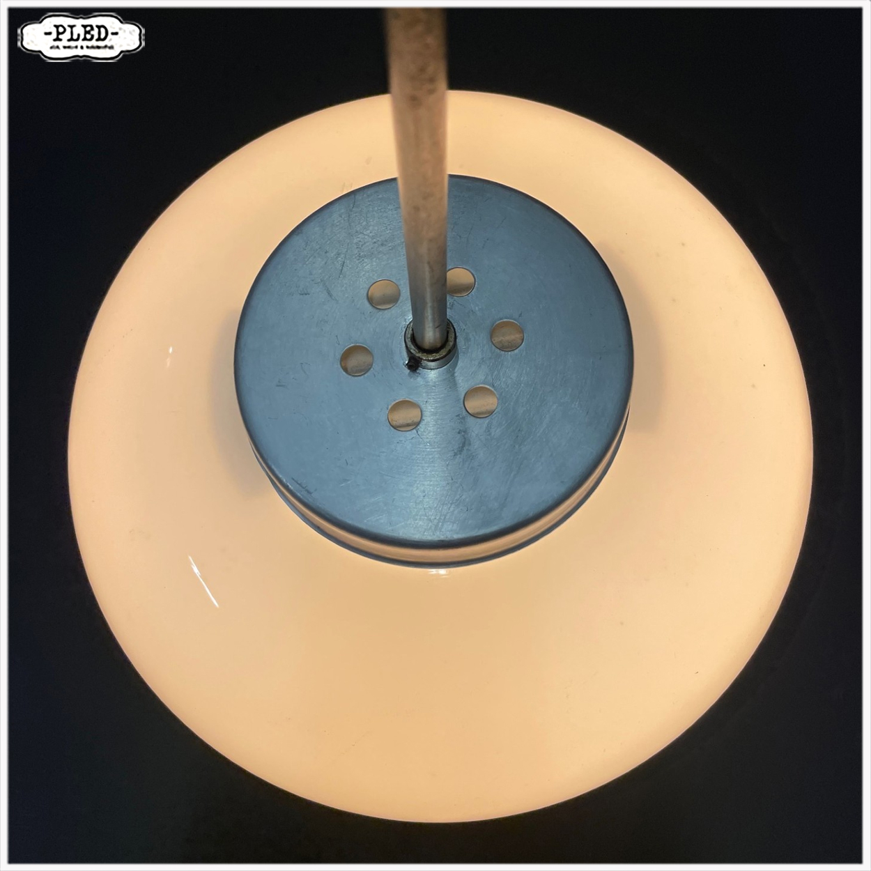 art deco opaline plafondlamp (groot) - Afbeelding 6