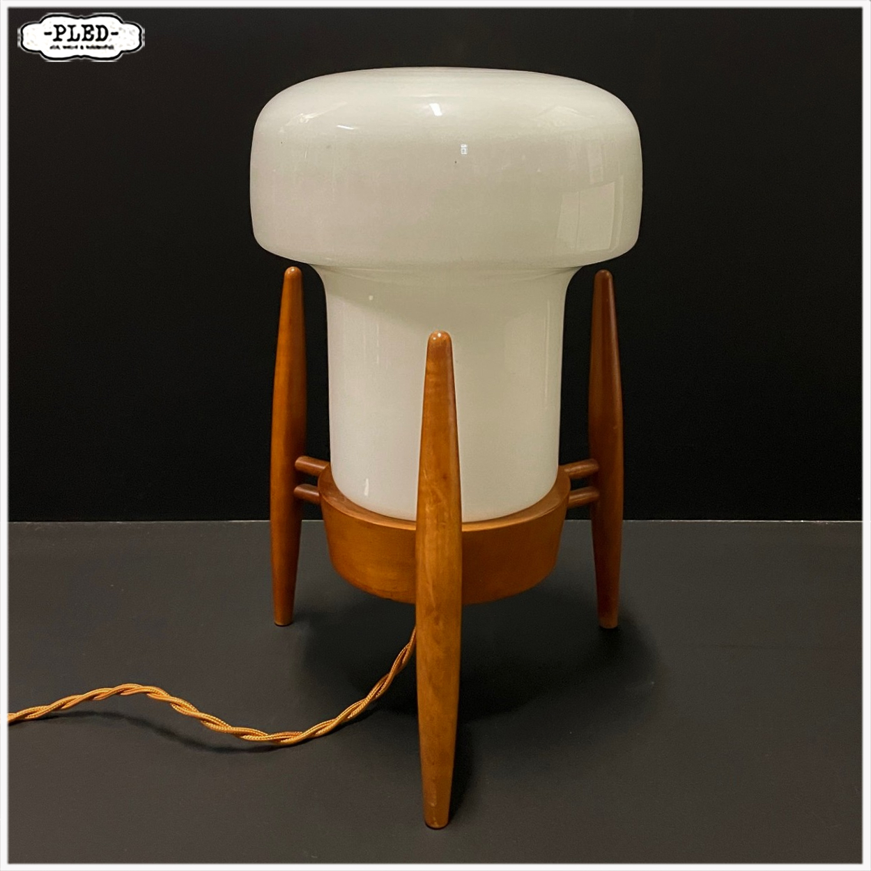 Opaline tafellamp, Mushroom, ÚLUV, Tsjechoslowakije, 1960s - Afbeelding 4