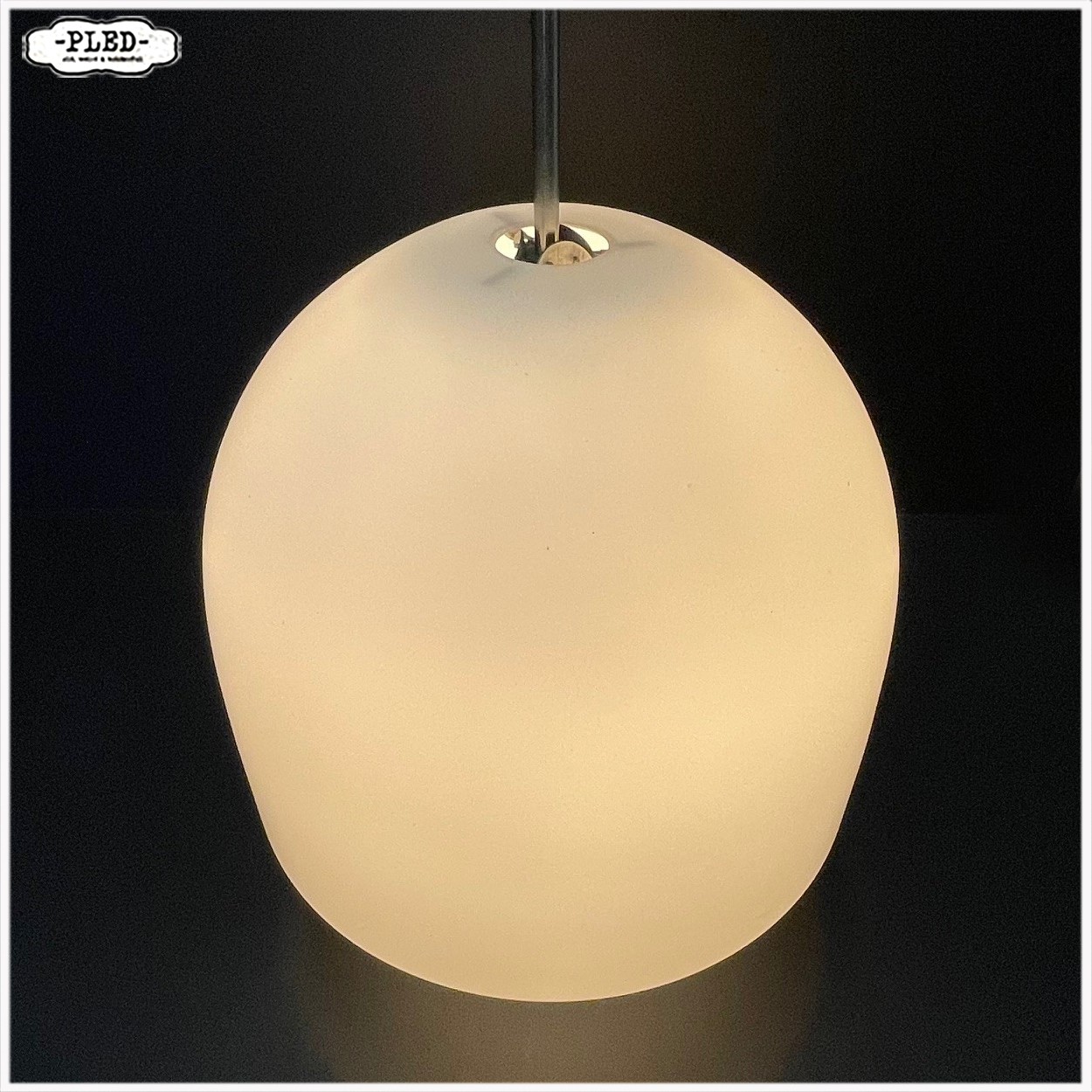 Grote opaline pendellampen, Tsjechië, jaren 70 - Afbeelding 5