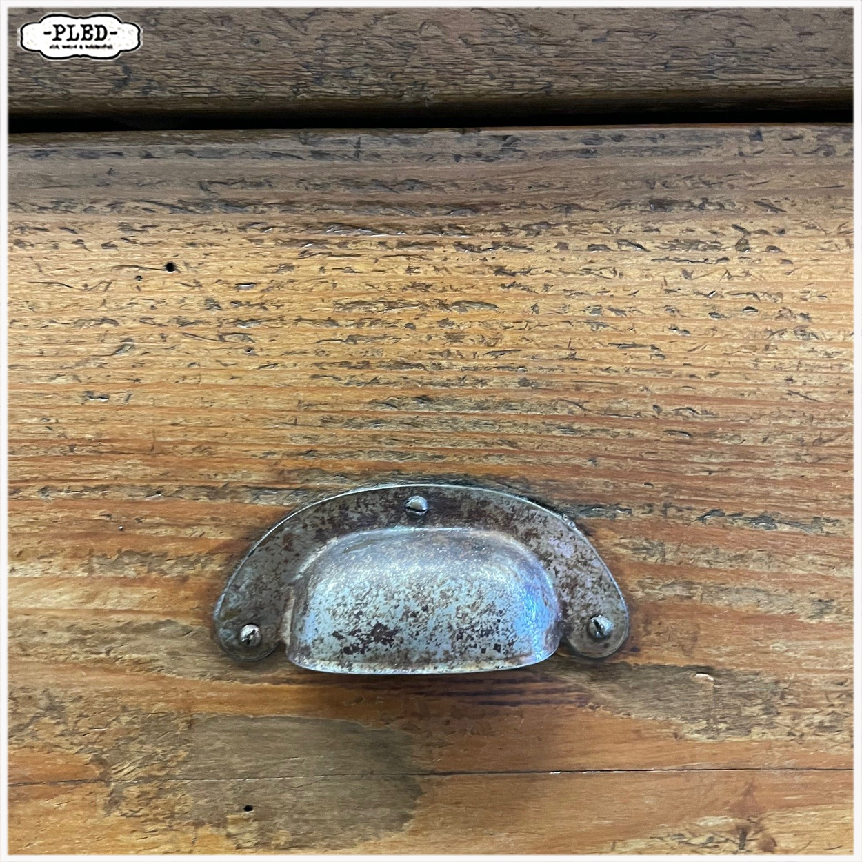 Oude, grenen toonbank met zes lades - Afbeelding 8