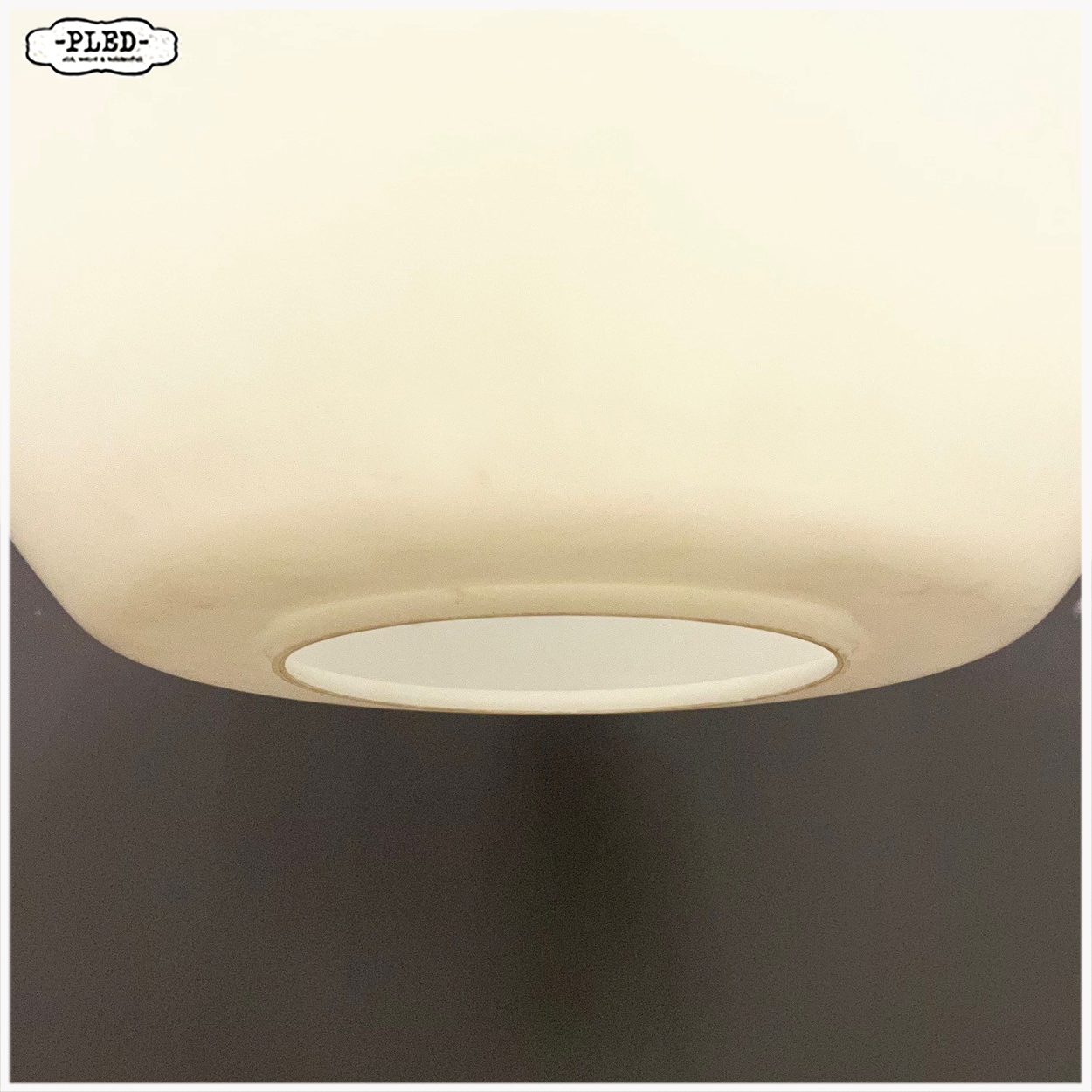 Grote bolvormige opaline pendellamp, Napako, jaren 70 - Afbeelding 7