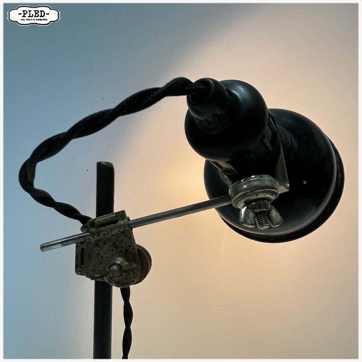 Oud bakelieten machinelampje op statief - Afbeelding 6