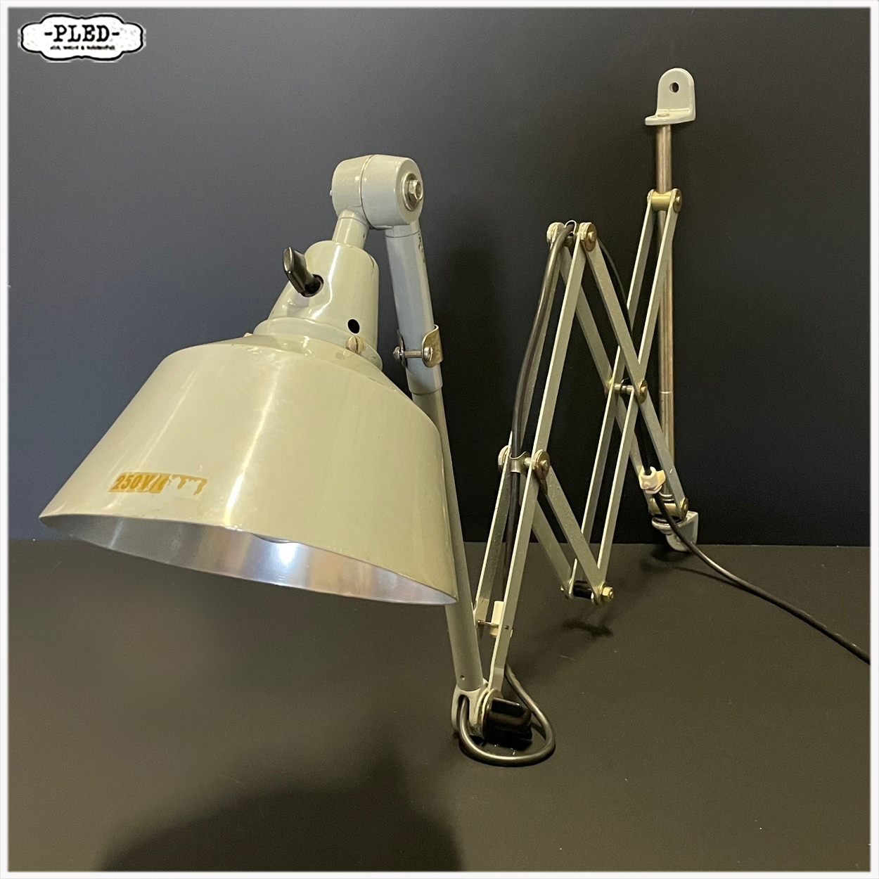 Midgard schaarlamp Model 1000-II, Curt Fischer, DDR