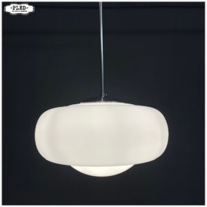 Grote opaline pendellamp, 1960s, Bohemen