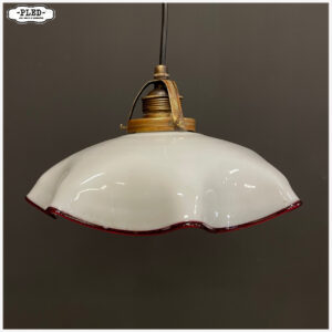 Oud melkglazen roklampje met messing fitting