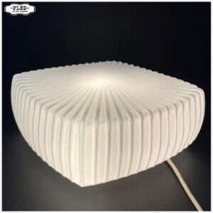 opaline plafonnière – jaren 60/70, Bohemen