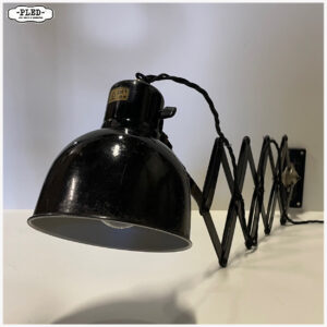 Oude schaarlamp van Philipp Weber