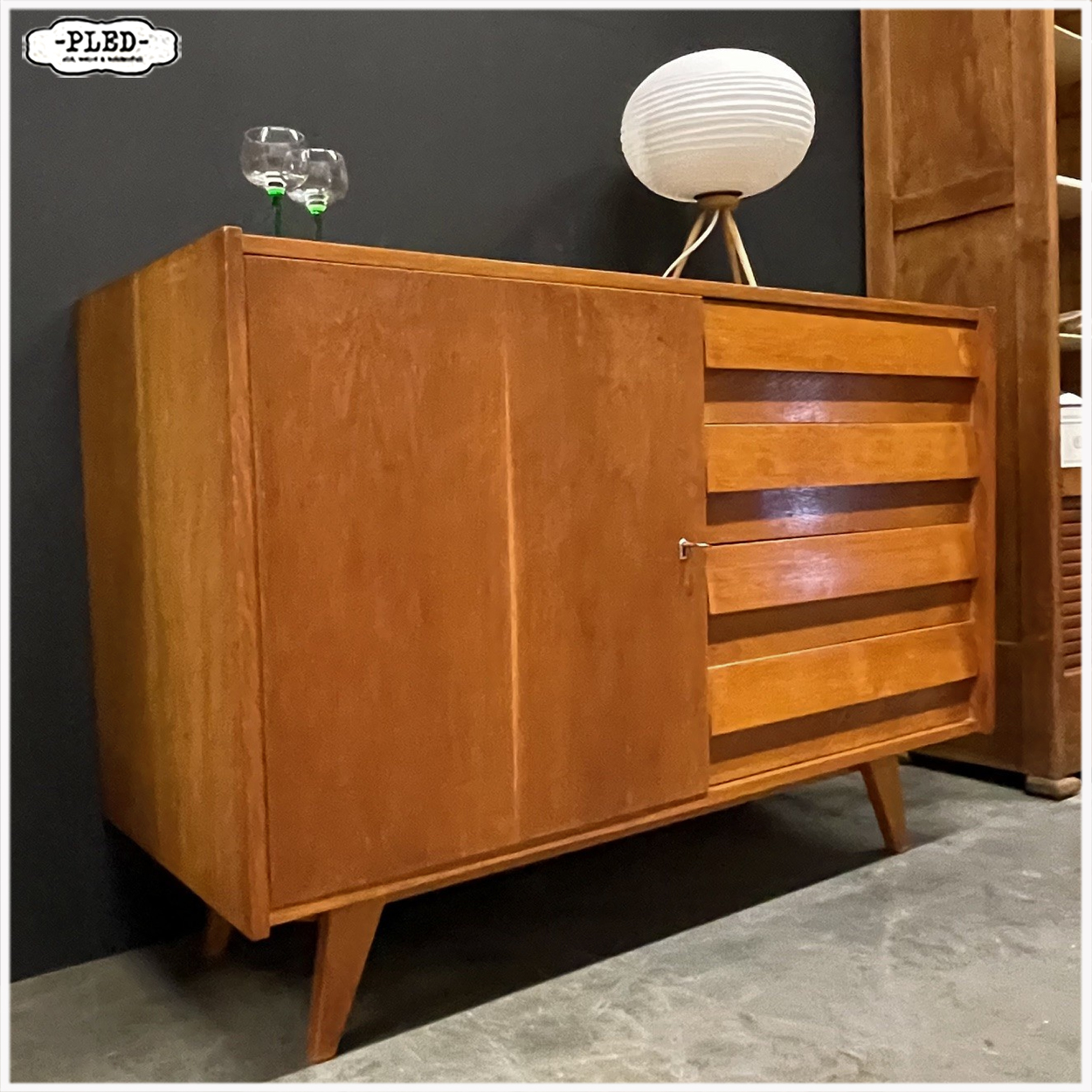 Vintage ladekast / sideboard, Jiri Jouritek, Interiér Praha, 1969 - Afbeelding 14