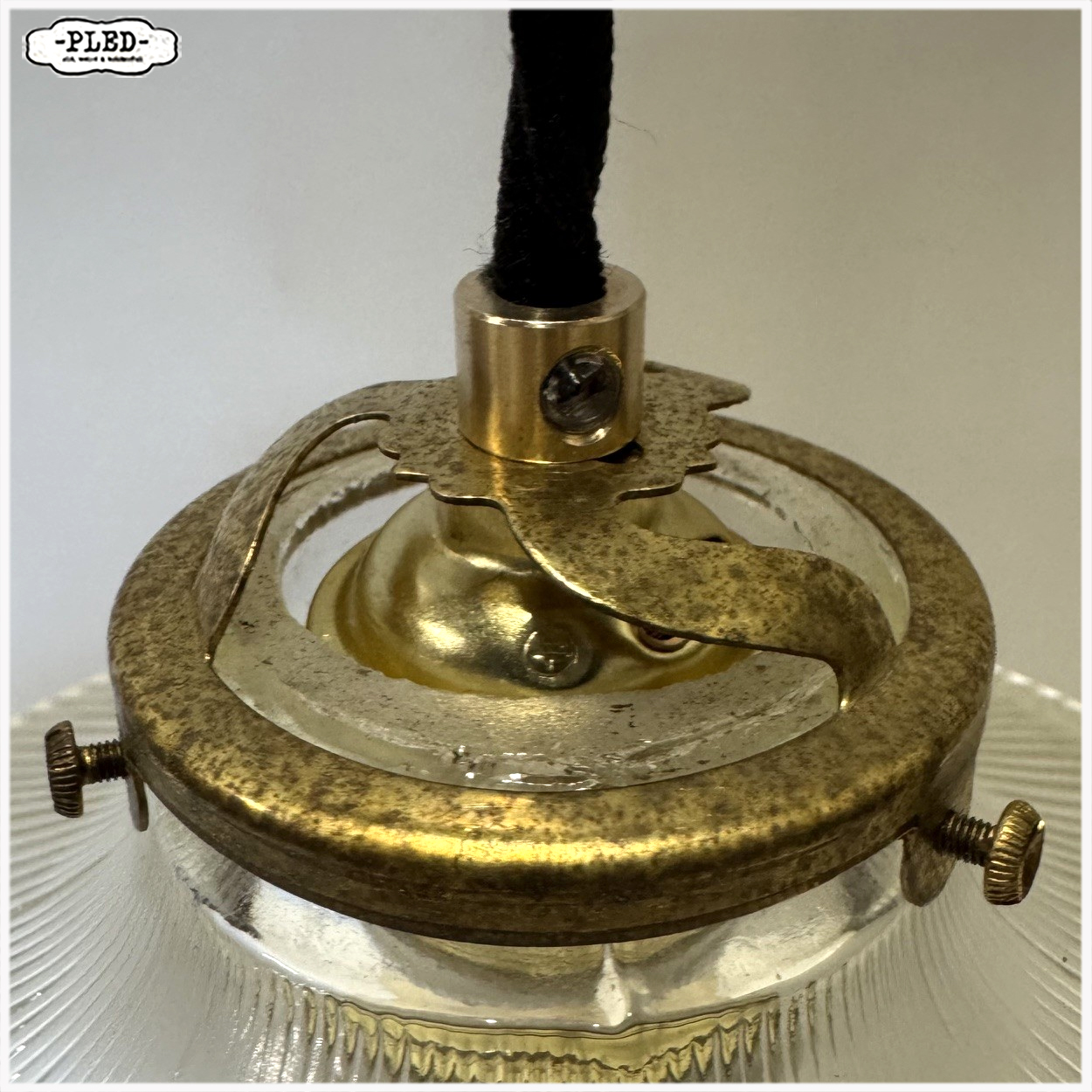 Oude holophane hanglamp - Afbeelding 8