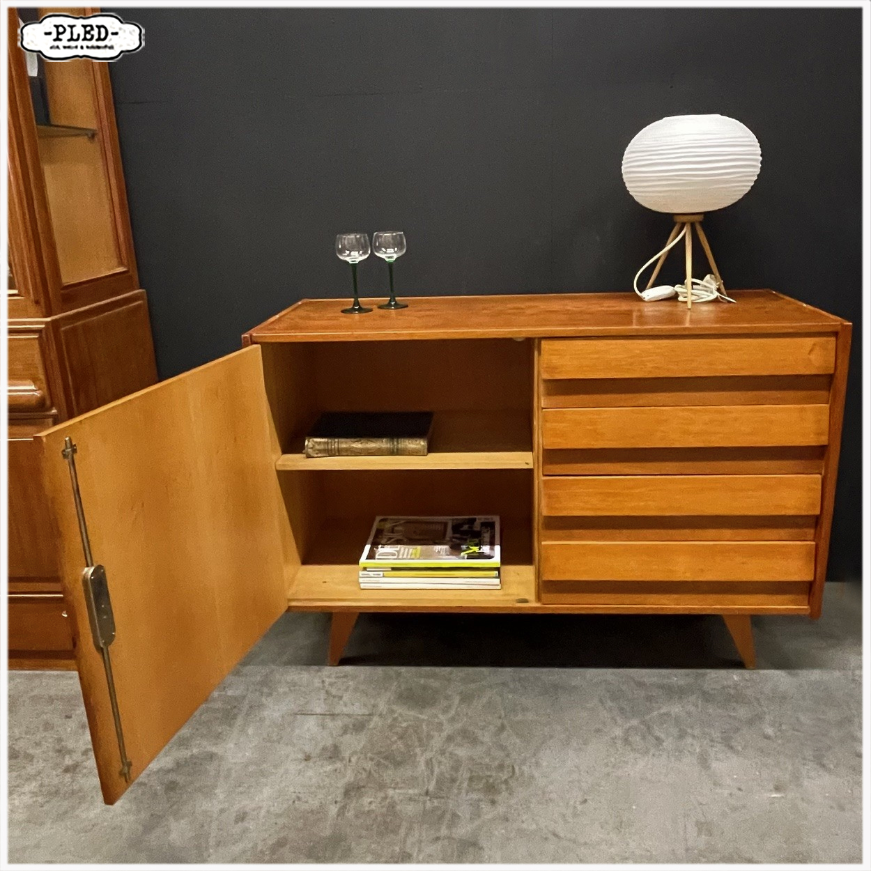Vintage ladekast / sideboard, Jiri Jouritek, Interiér Praha, 1969 - Afbeelding 4